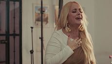 Estrena en exclusiva su videoclip