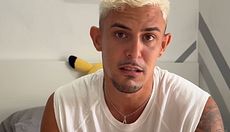 Atamán carga contra Leila y David