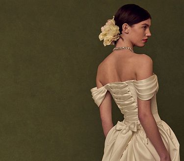 Acconciature sposa: le idee eleganti e chic per dire “sì” d’estate 