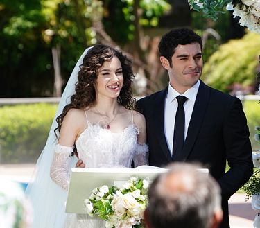 Il matrimonio di Canfeza e Mahir
