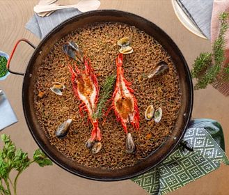 Paella che passione: viaggio in Spagna alla ricerca della preparazione perfetta