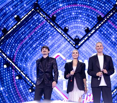 Con Ilary Blasi, Fabio Rovazzi e Daniele Battaglia