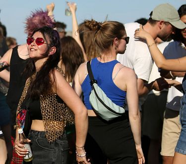 La metamorfosi della notte: perché la Gen Z non va in discoteca