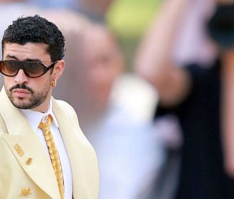 Bad Bunny a Milano, l'artista da sold out che ha trasformato lo stile in identità 