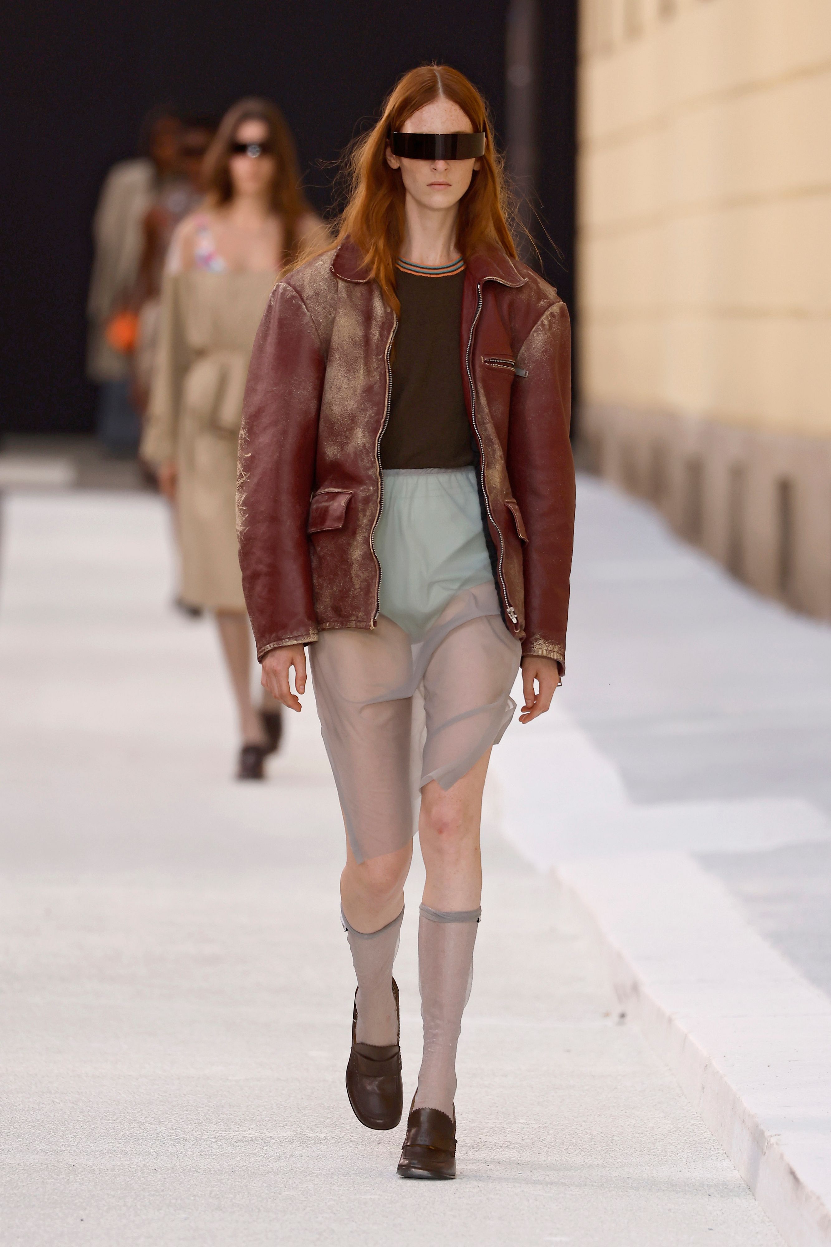 Alcuni look dalla sfilata di MM6 Margiela SS26
Credits: Getty Images