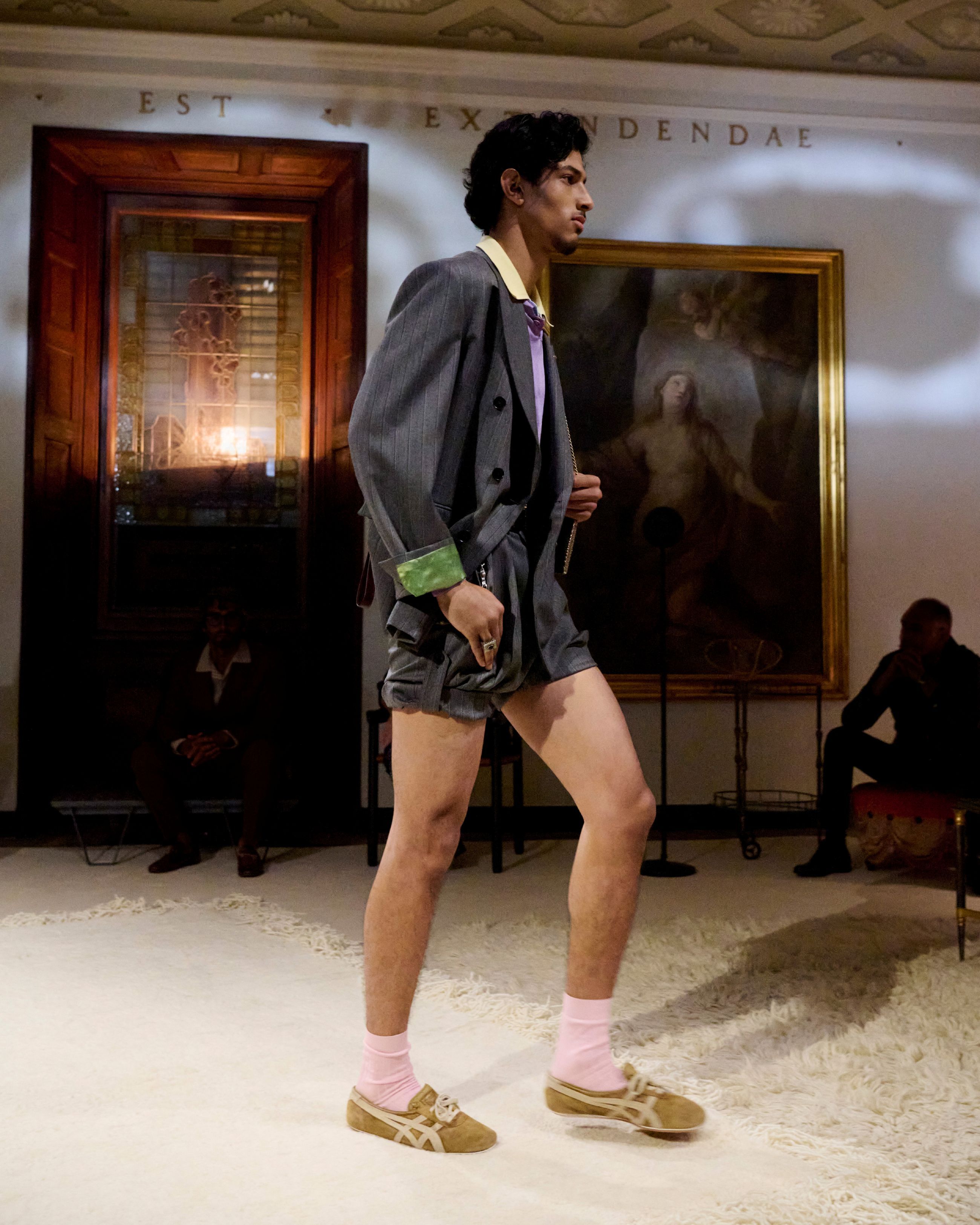 Versace x Onitsuka Tiger
Courtesy Press Office