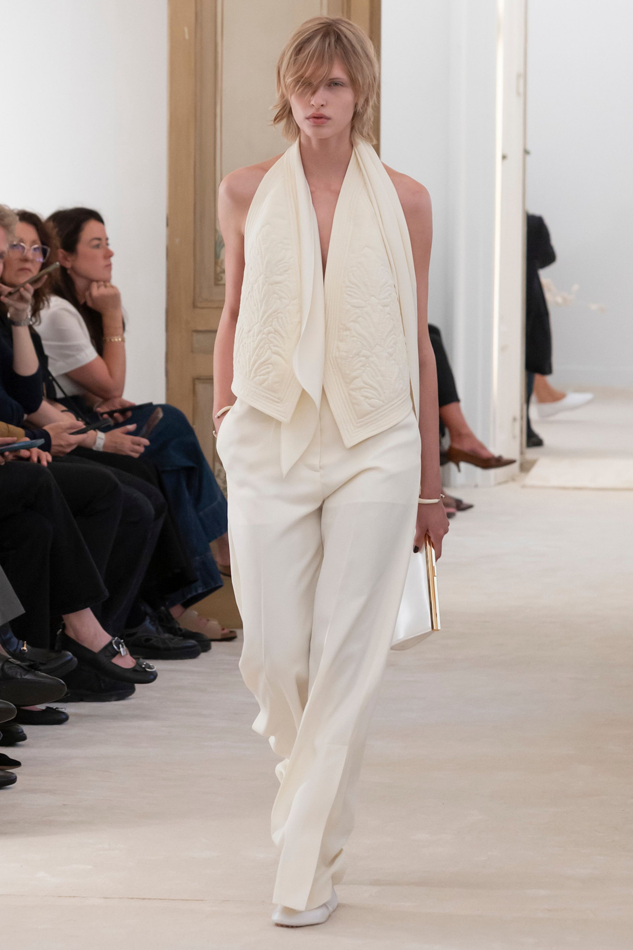 Alcuni look dalla sfilata di Alberta Ferretti, SS26 - Credits: Launchmetrics.com/Spotlight