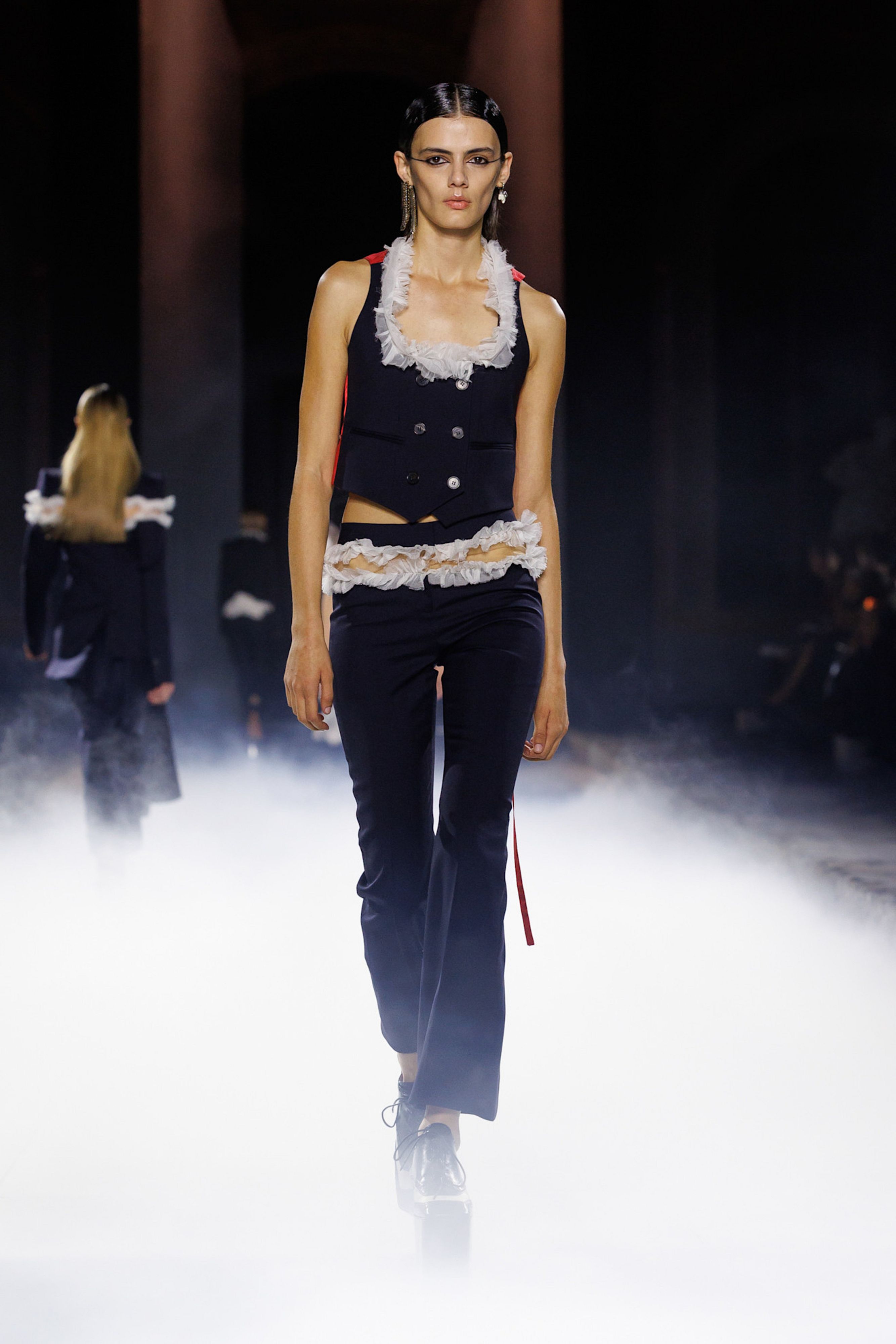 Alexander McQueen SS25 - Credits: Launchmetrics.com/Spotlight