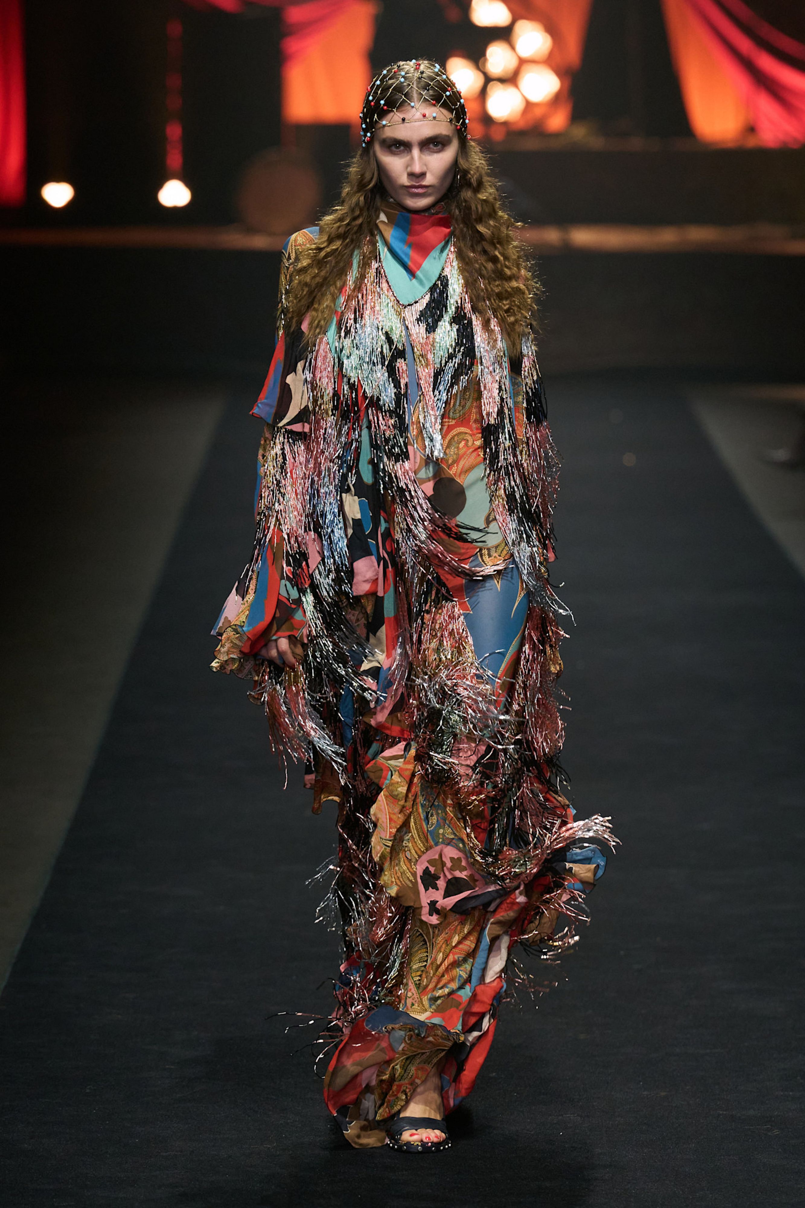 Etro, sfilata SS26 - Credits: Launchmetrics.com/Spotlight