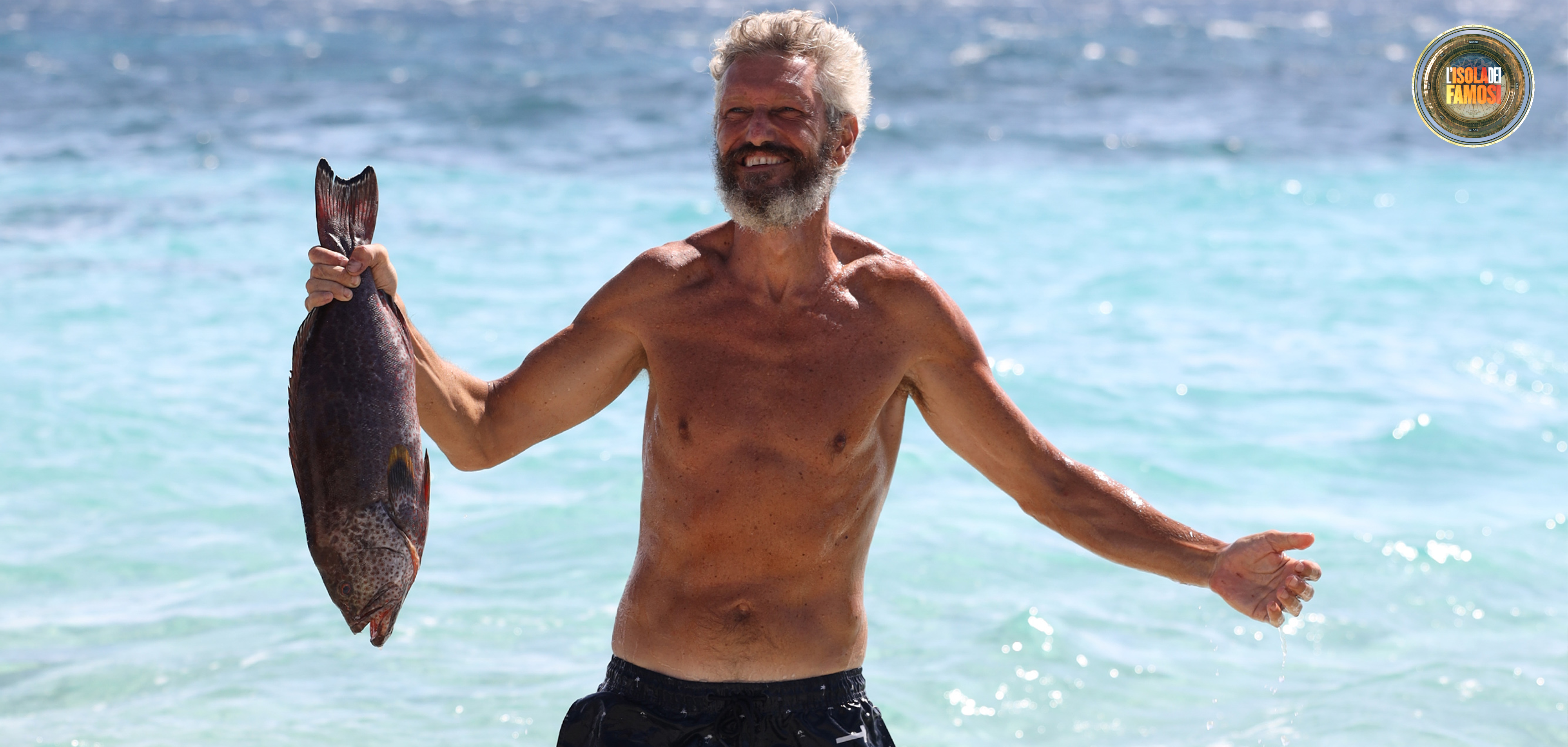 Dopo aver affrontato la missione, Omar fa ritorno su Cayo Paloma con la ricompensa: uno scorfano.