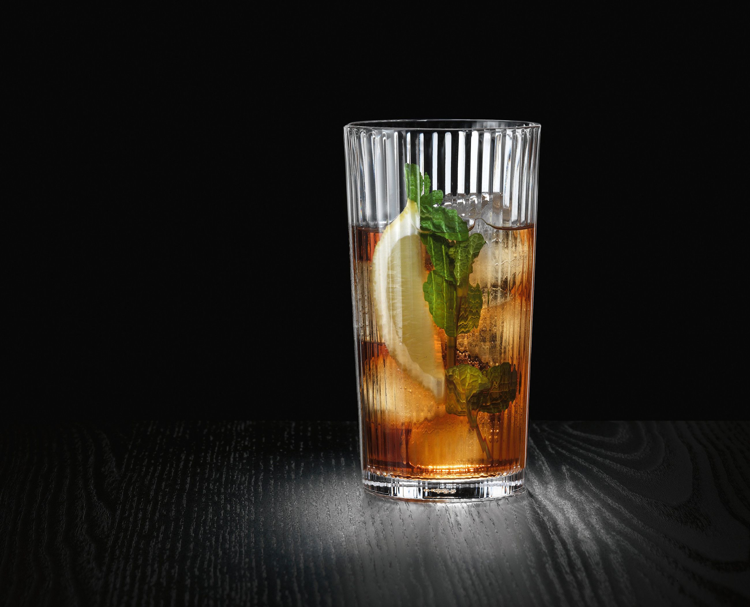 Spiegelau  della collezione NACHTMANN, bicchiere Long Drink perfetto per cocktail miscelati e bevande analcoliche, con forma che conserva l’effervescenza – Courtesy Press Office
