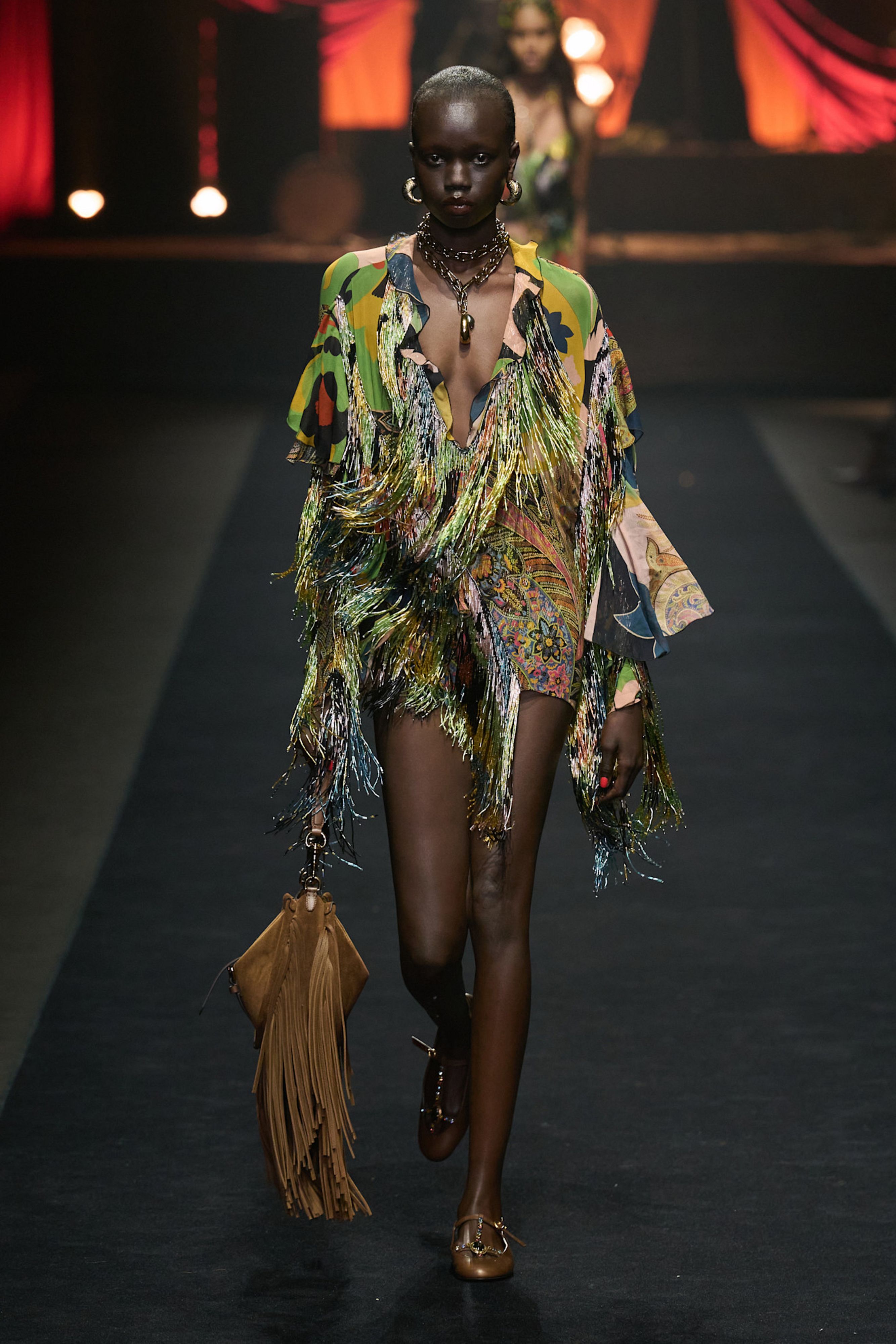 Etro, sfilata SS26 - Credits: Launchmetrics.com/Spotlight