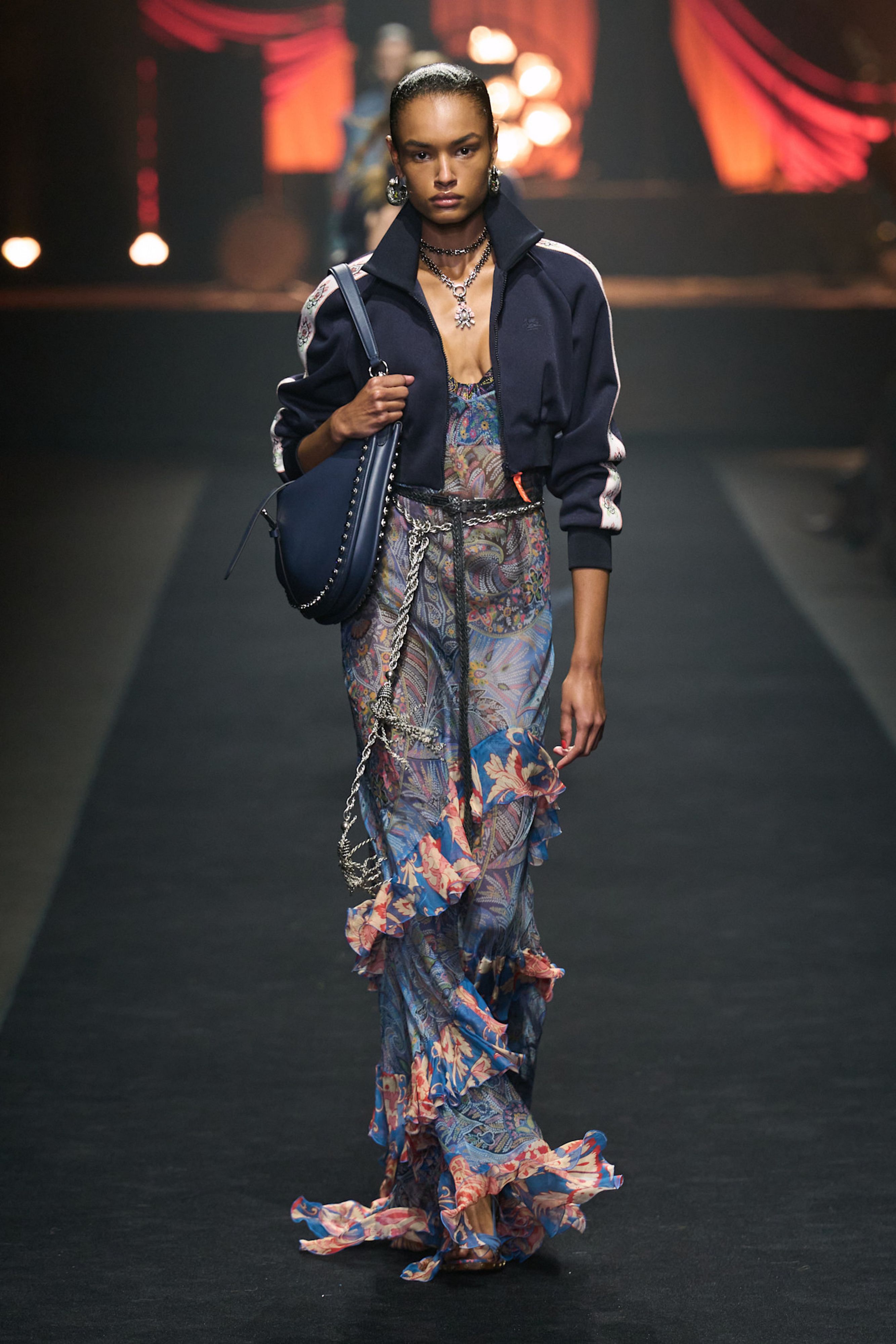 Etro, sfilata SS26 - Credits: Launchmetrics.com/Spotlight