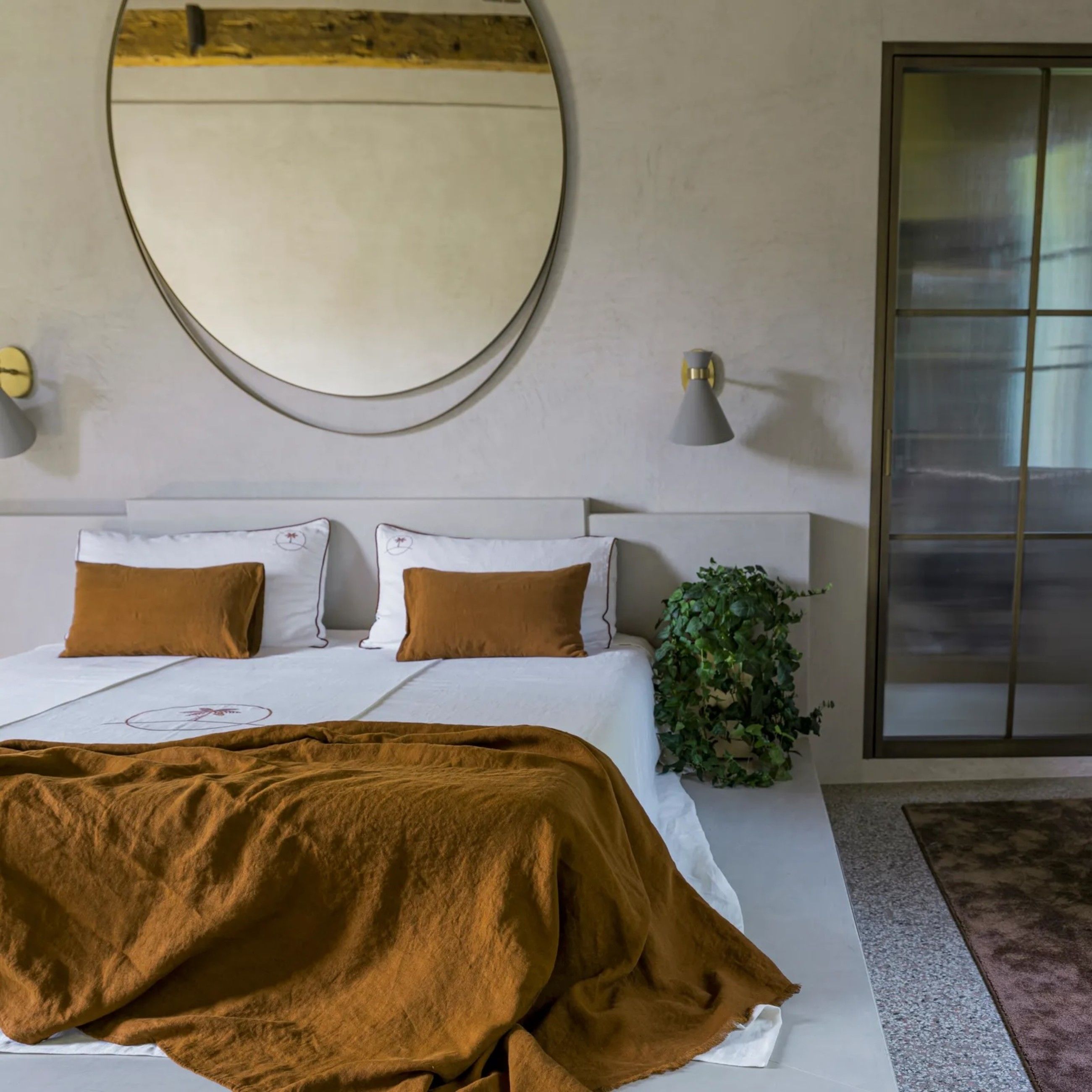 Canvas Linen Throw plaid in tela di lino di Once Milano.