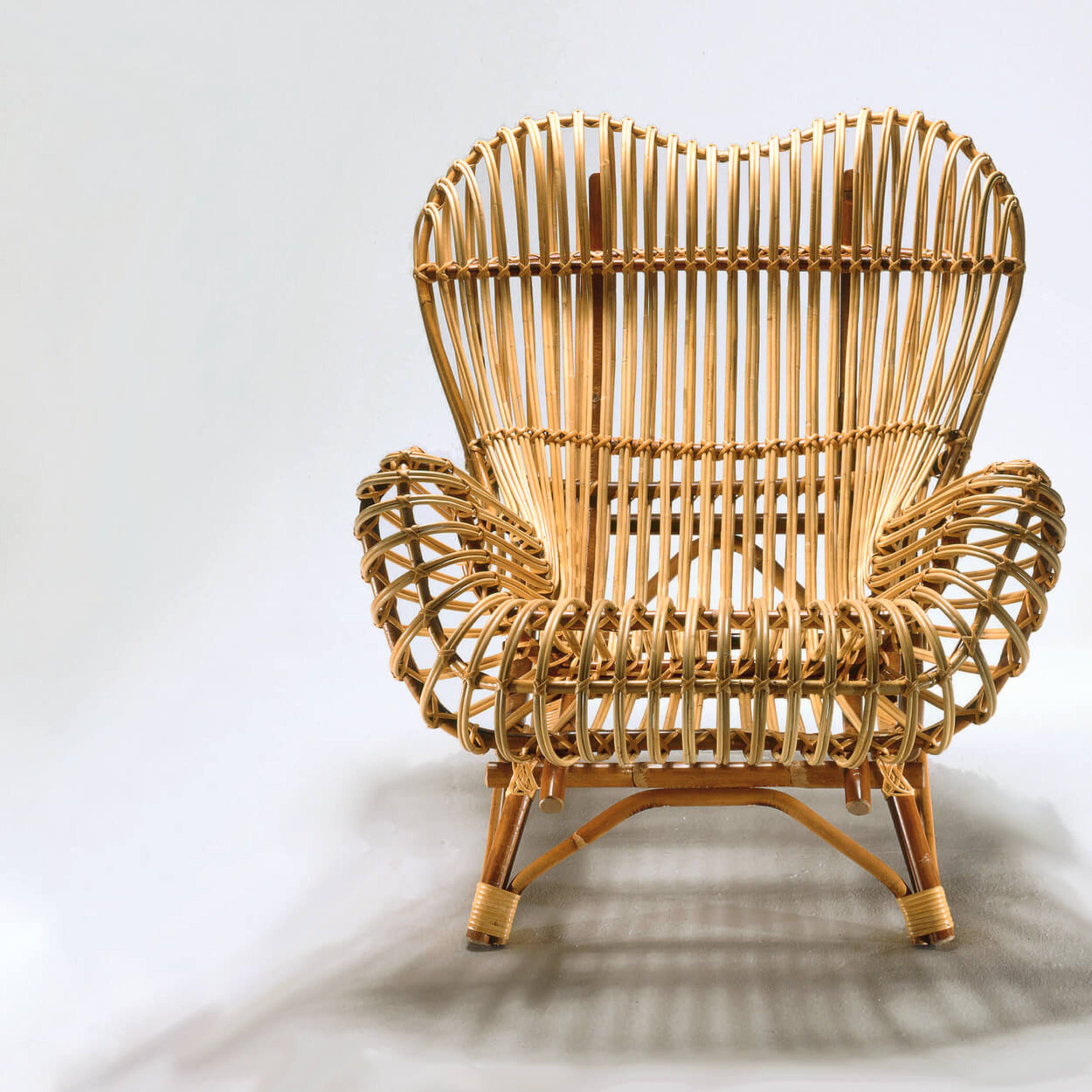 Poltrona Margherita di Bonacina 1889, creata da Franco Albini e Franca Helg nel 1951
