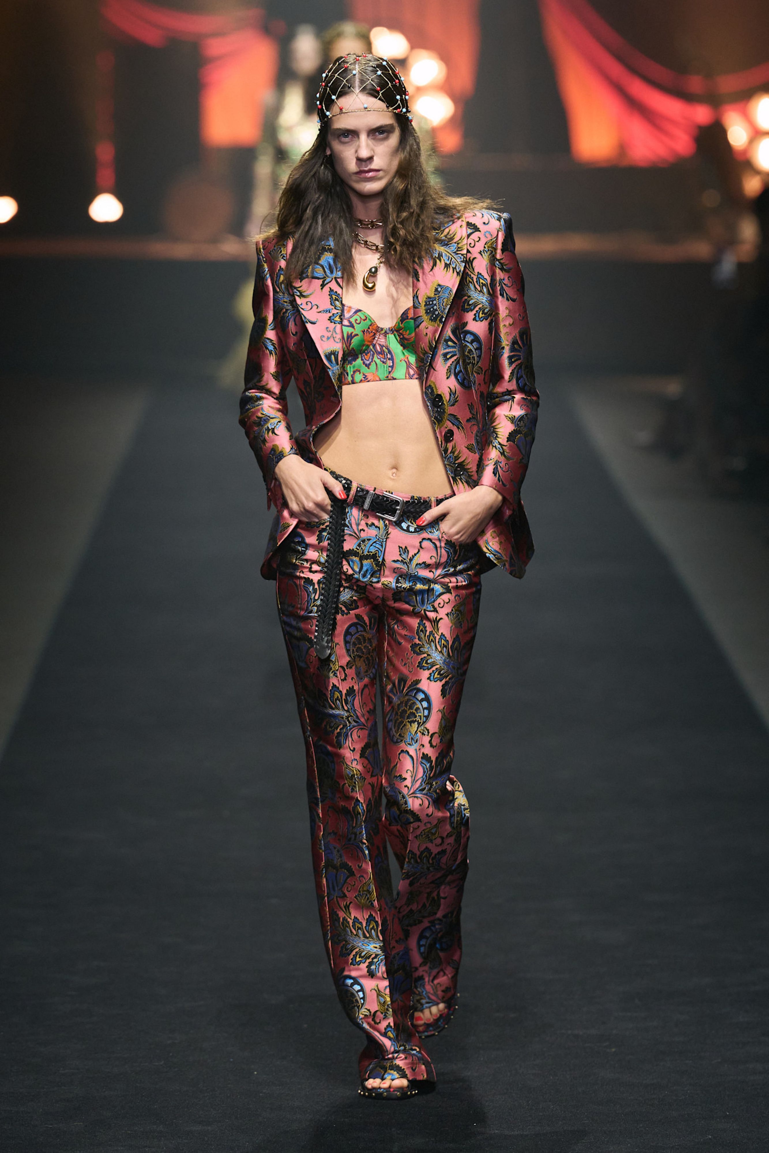Etro, sfilata SS26 - Credits: Launchmetrics.com/Spotlight