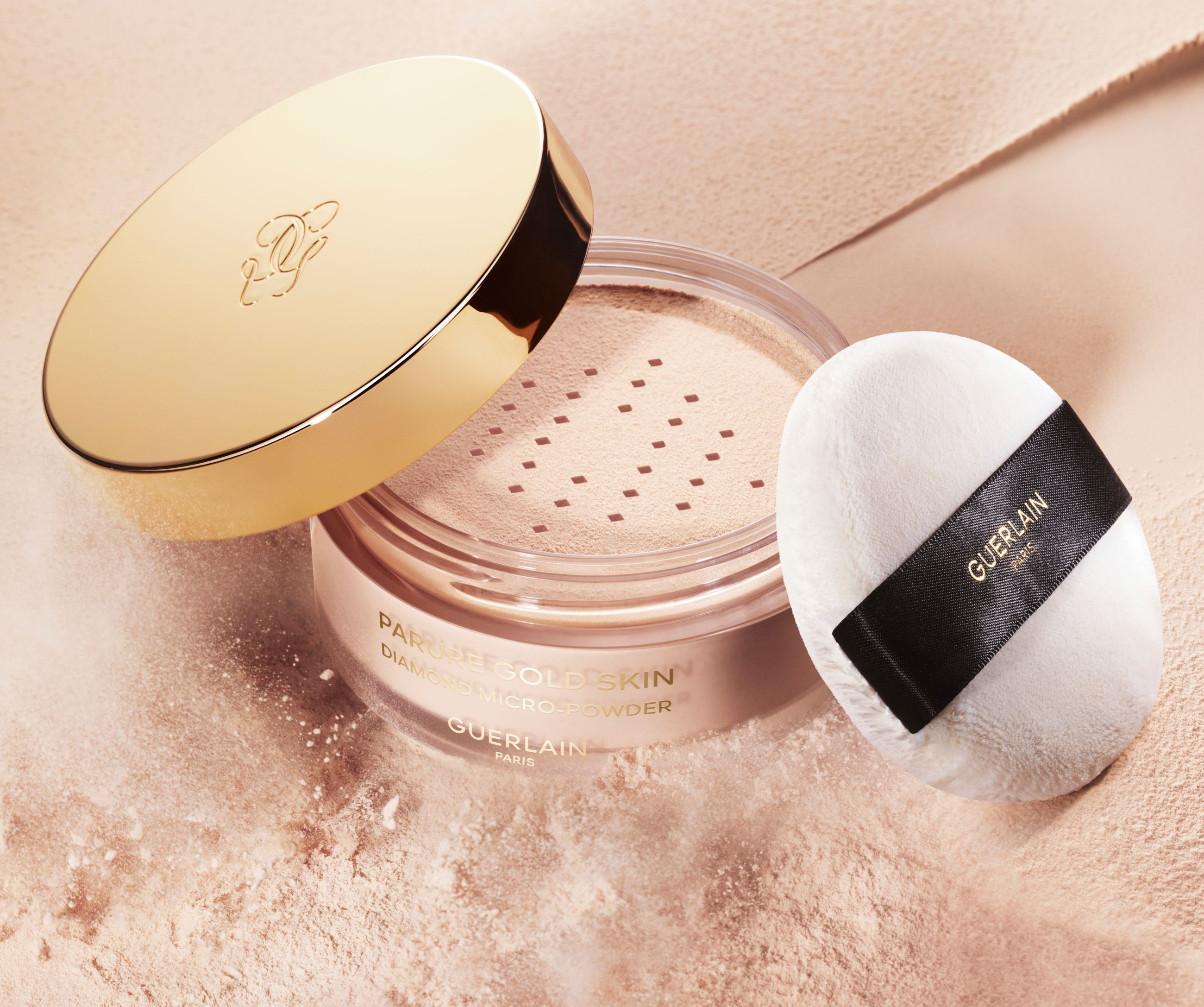 Guerlain, Parure Gold Skin Diamond Micro Powder. Courtesy Press Office