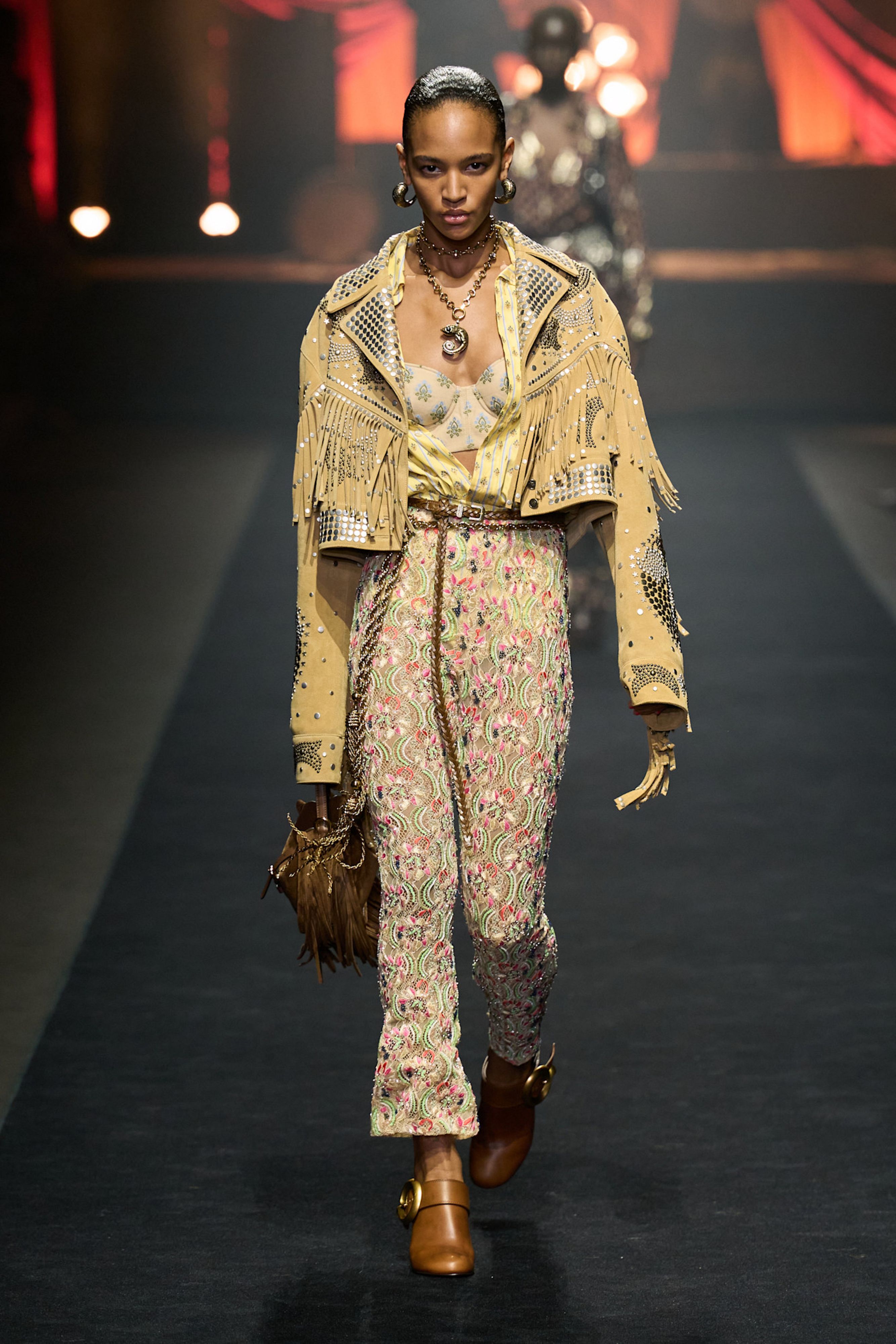 Etro, sfilata SS26 - Credits: Launchmetrics.com/Spotlight