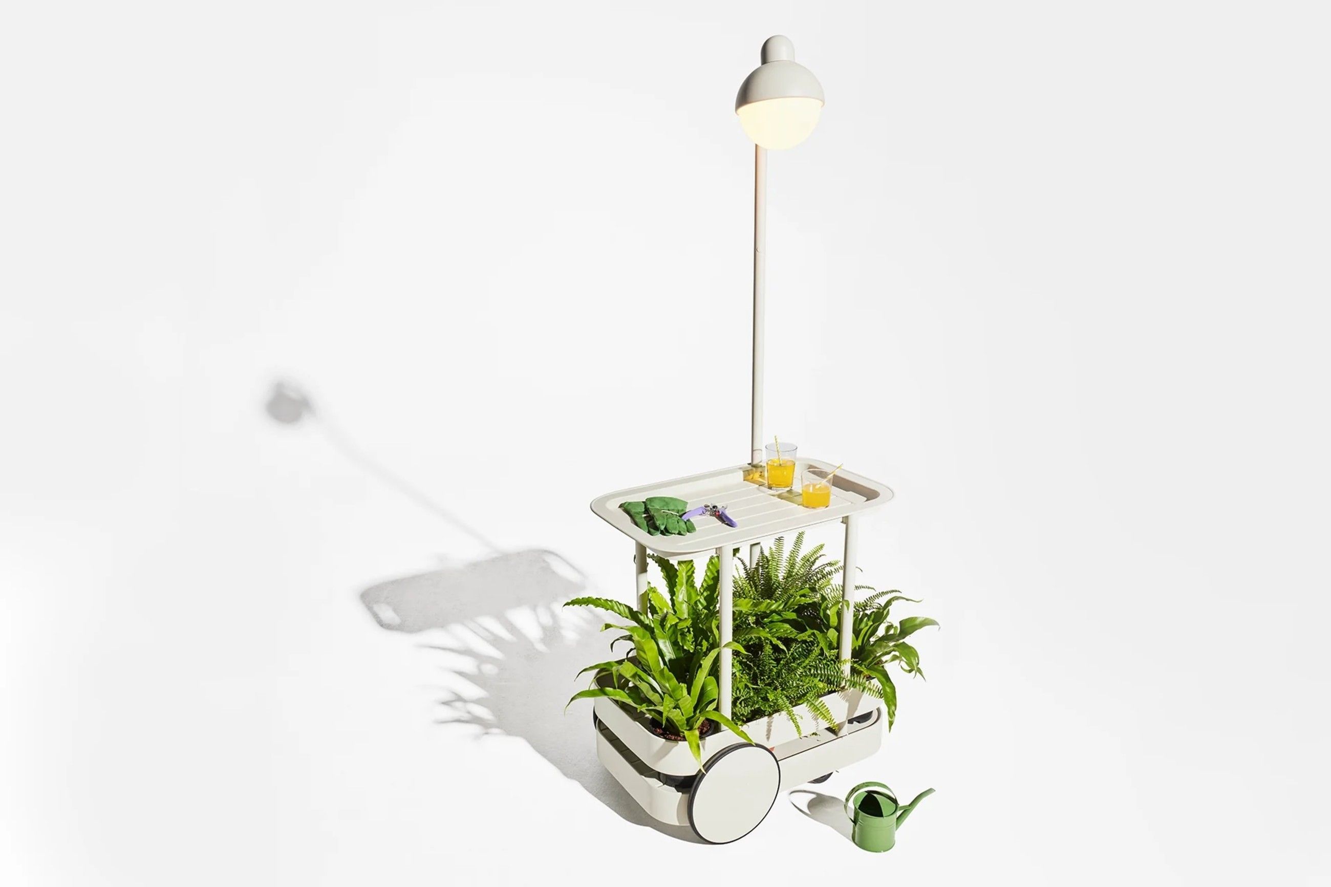 Di Fatboy Carrello bar Wheel Jolly Trolley, con luci LED e batteria ricaricabile – Courtesy Press Office