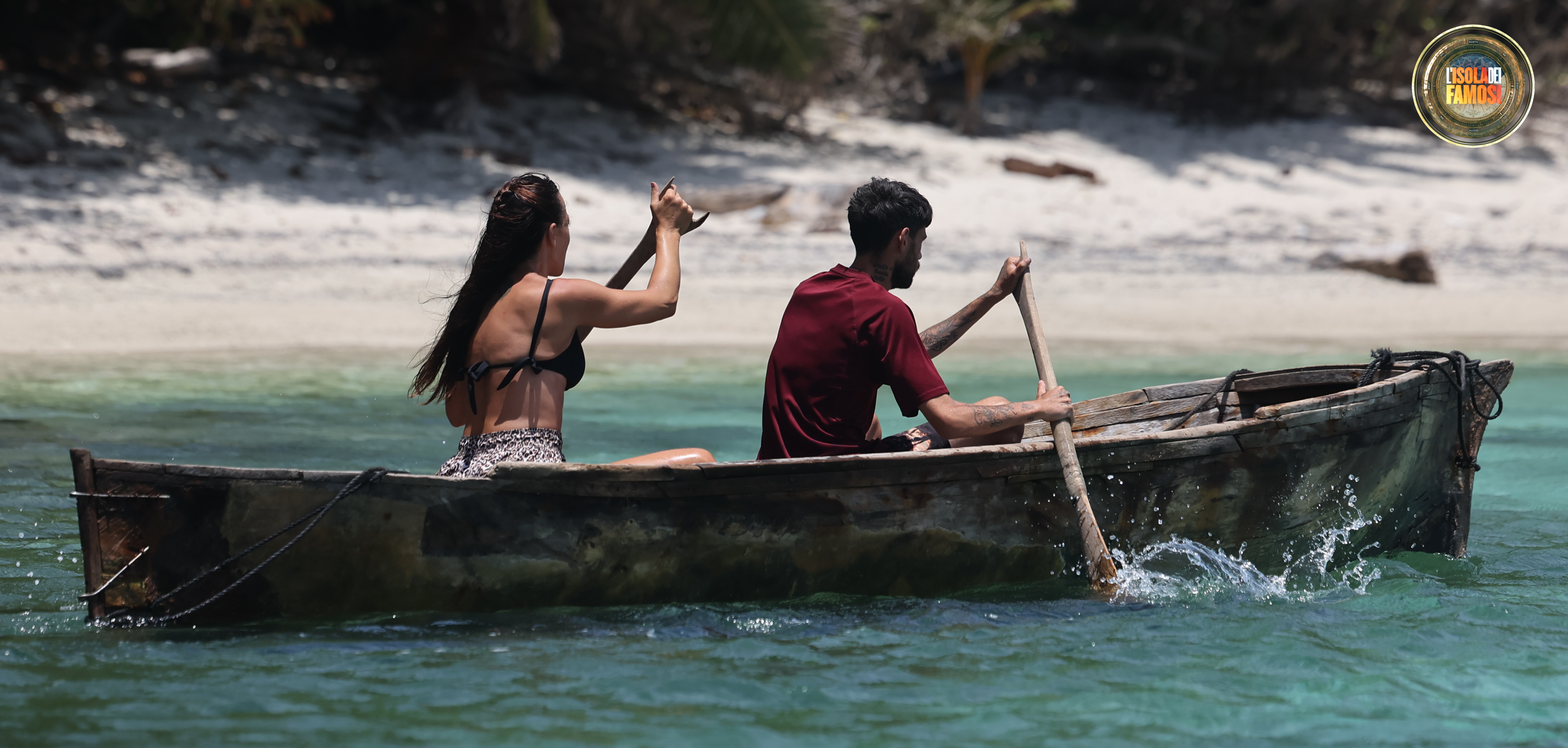 Jey e Teresanna devono svolgere una missione misteriosa.