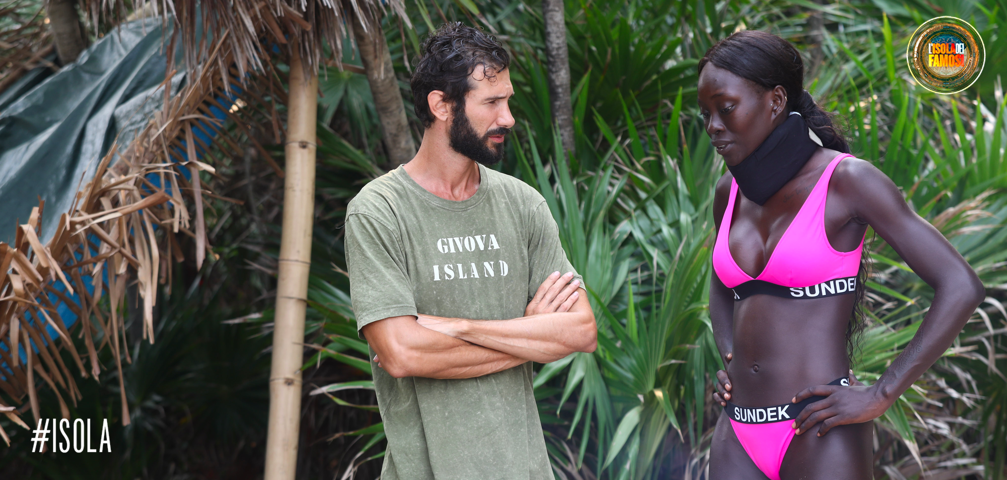 Artur chiacchiera con la leader Khady.