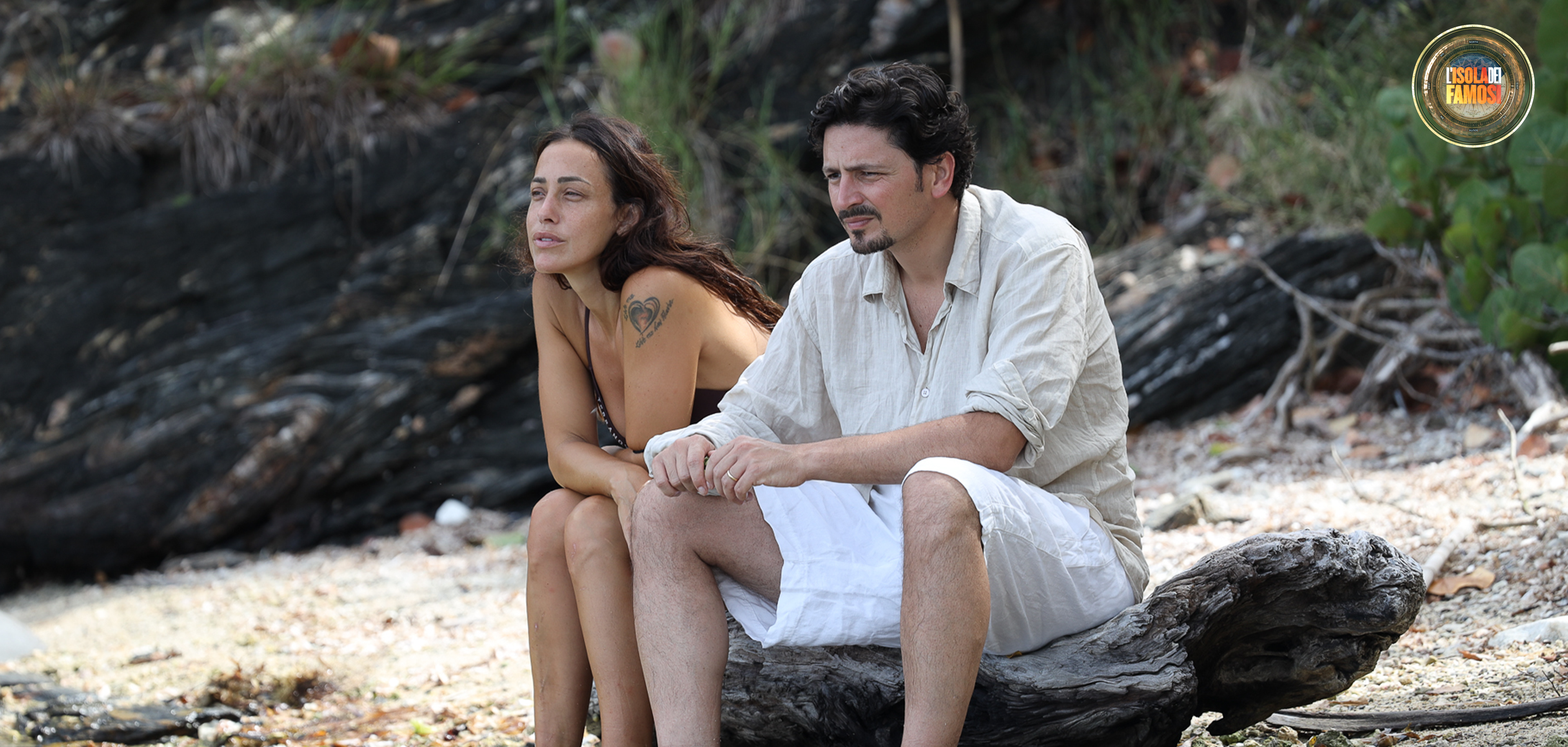 Per Teresanna il marito Giovanni rappresenta il suo equilibrio, ed è felice di averlo ritrovato anche sull’Isola.