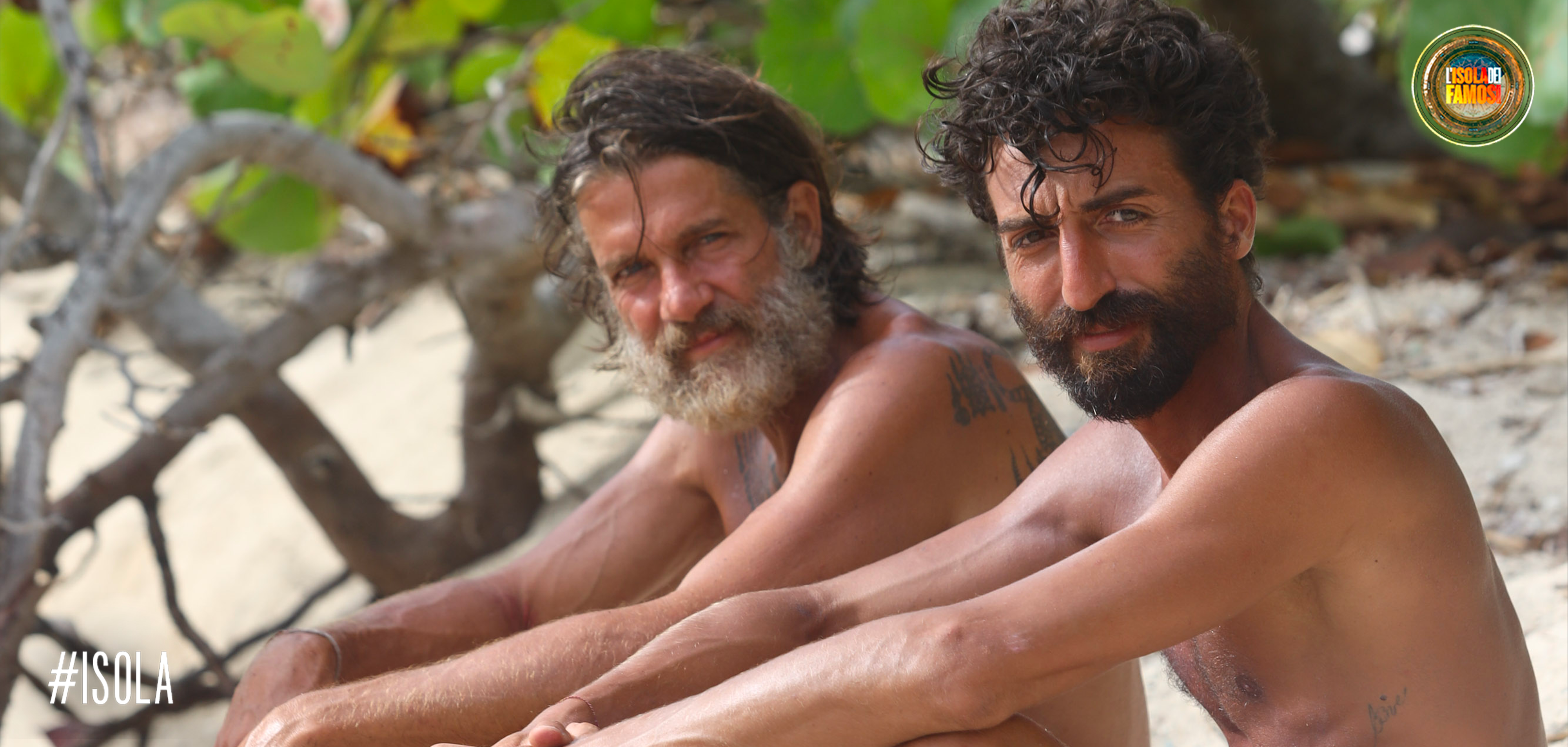 Samuel ed Edoardo Stoppa sembrano un po' contrariati... Cosa staranno guardando?