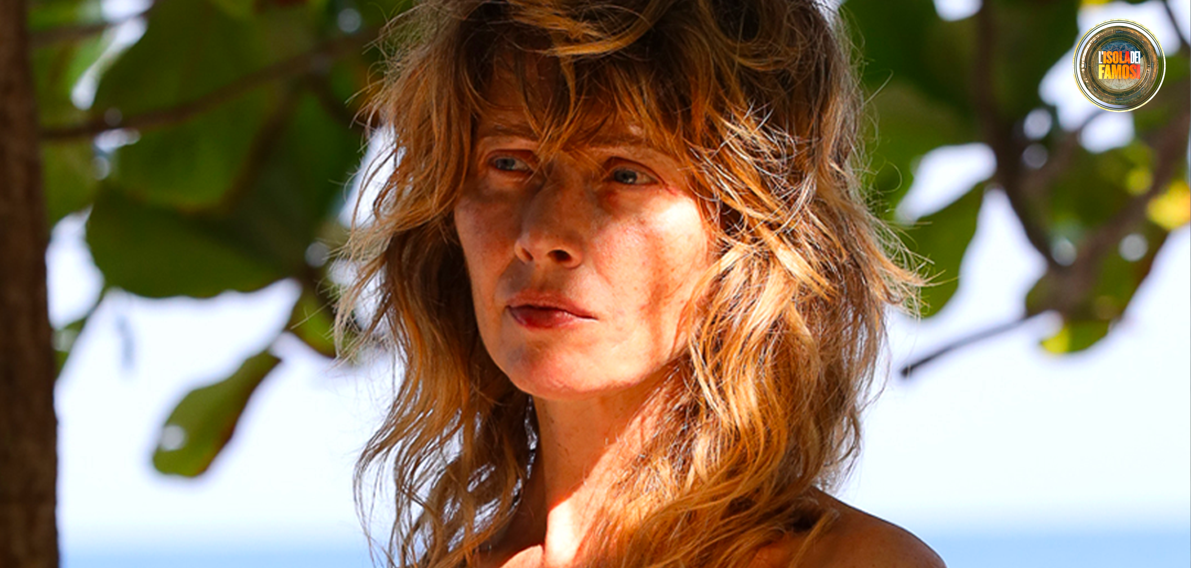 Loredana ripensa alla lite avuta con Mirko.