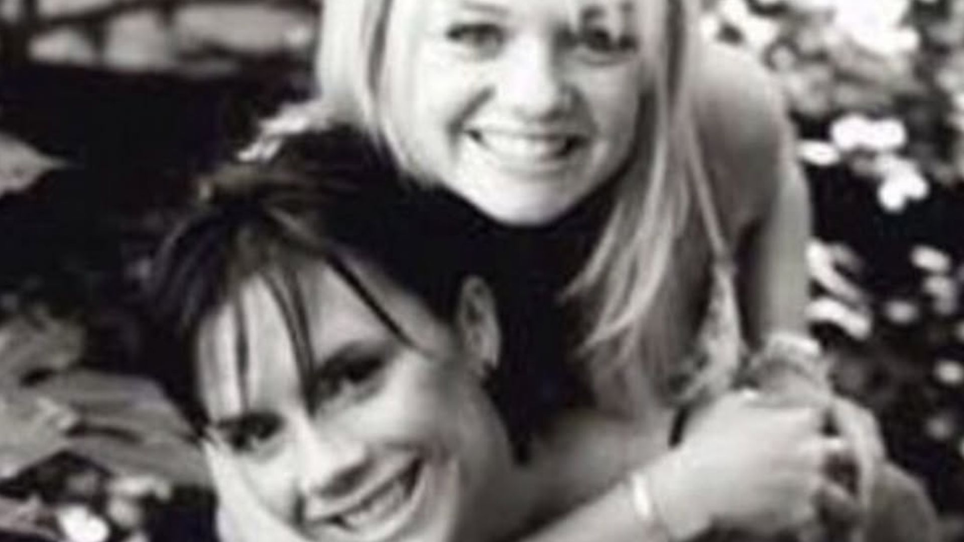 Victoria Beckham e Emma Bunton | Instagram: @victoriabeckham