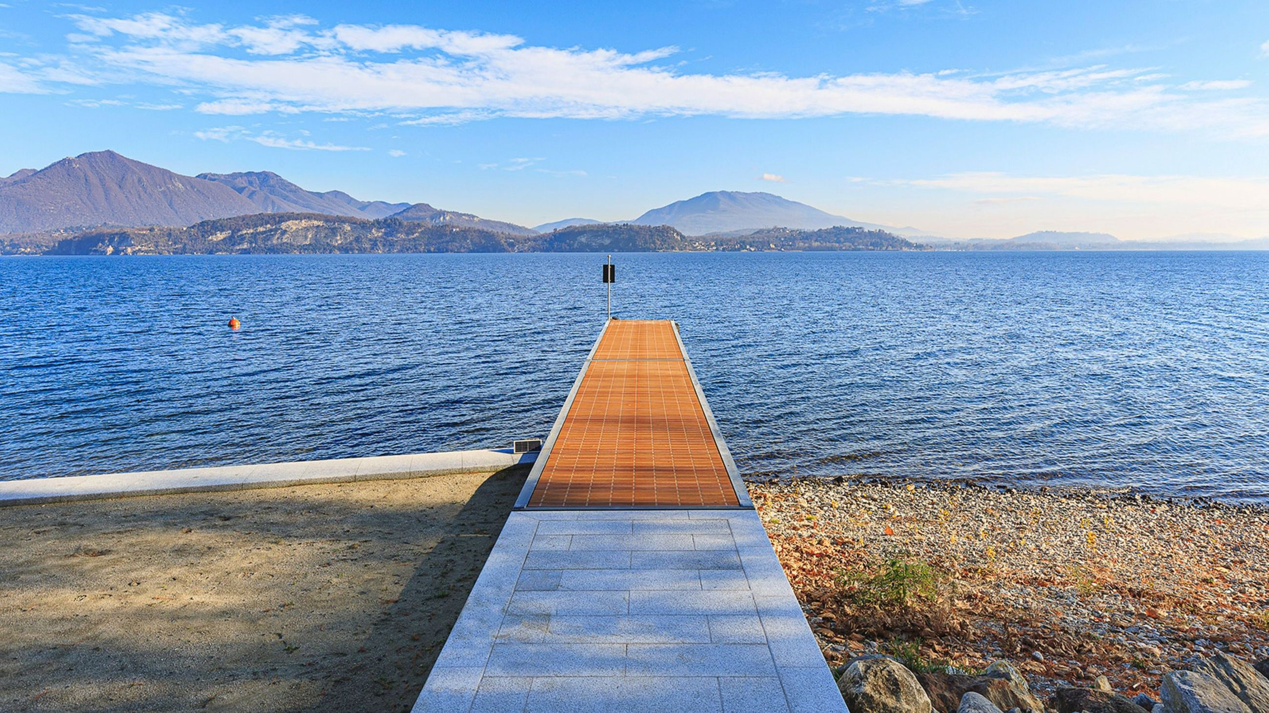 Molo privato sul Lago Maggiore, parte di una villa a Belgirate - Crediti Lionard Luxury Real Estate