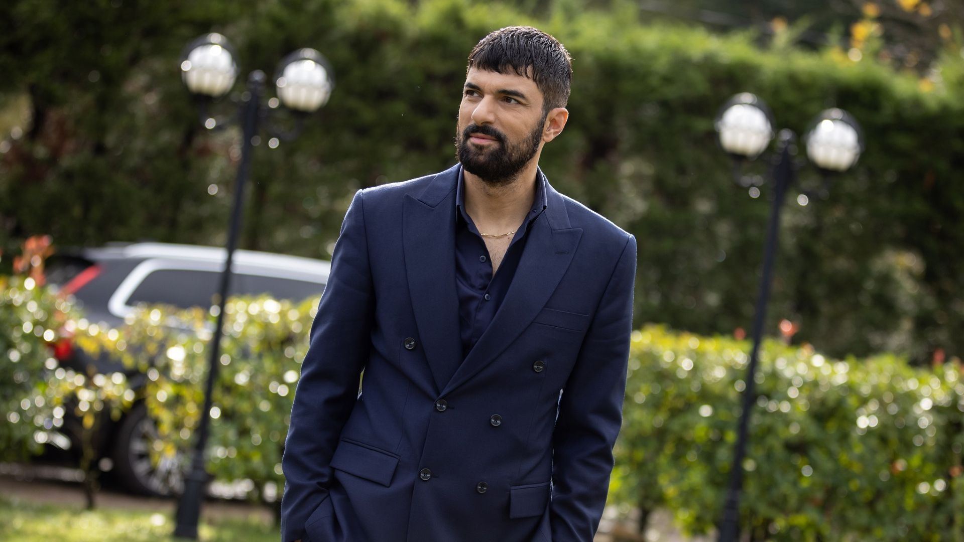 Tahir in una scena di Io sono Farah 2