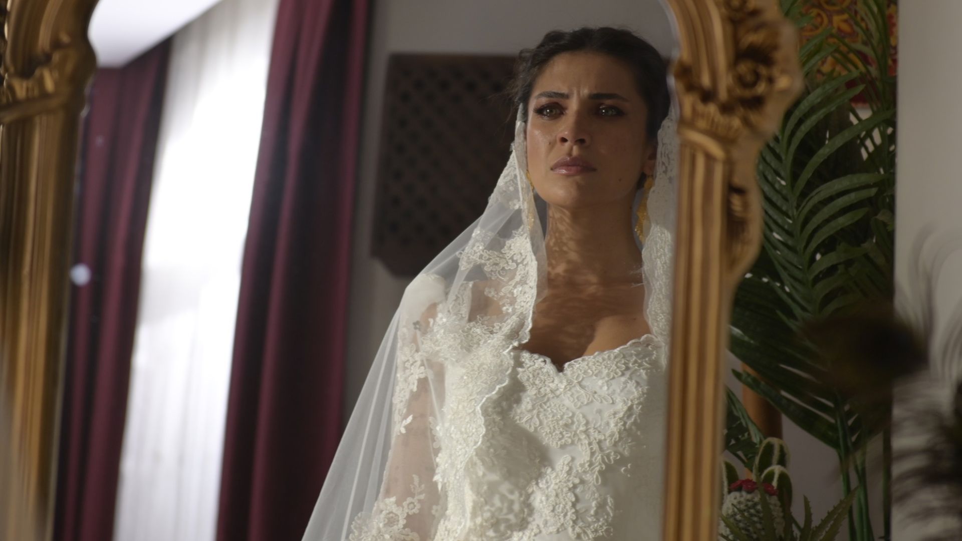 Biran Damla Yilmaz (Yildiz) in una scena de L'Erede 