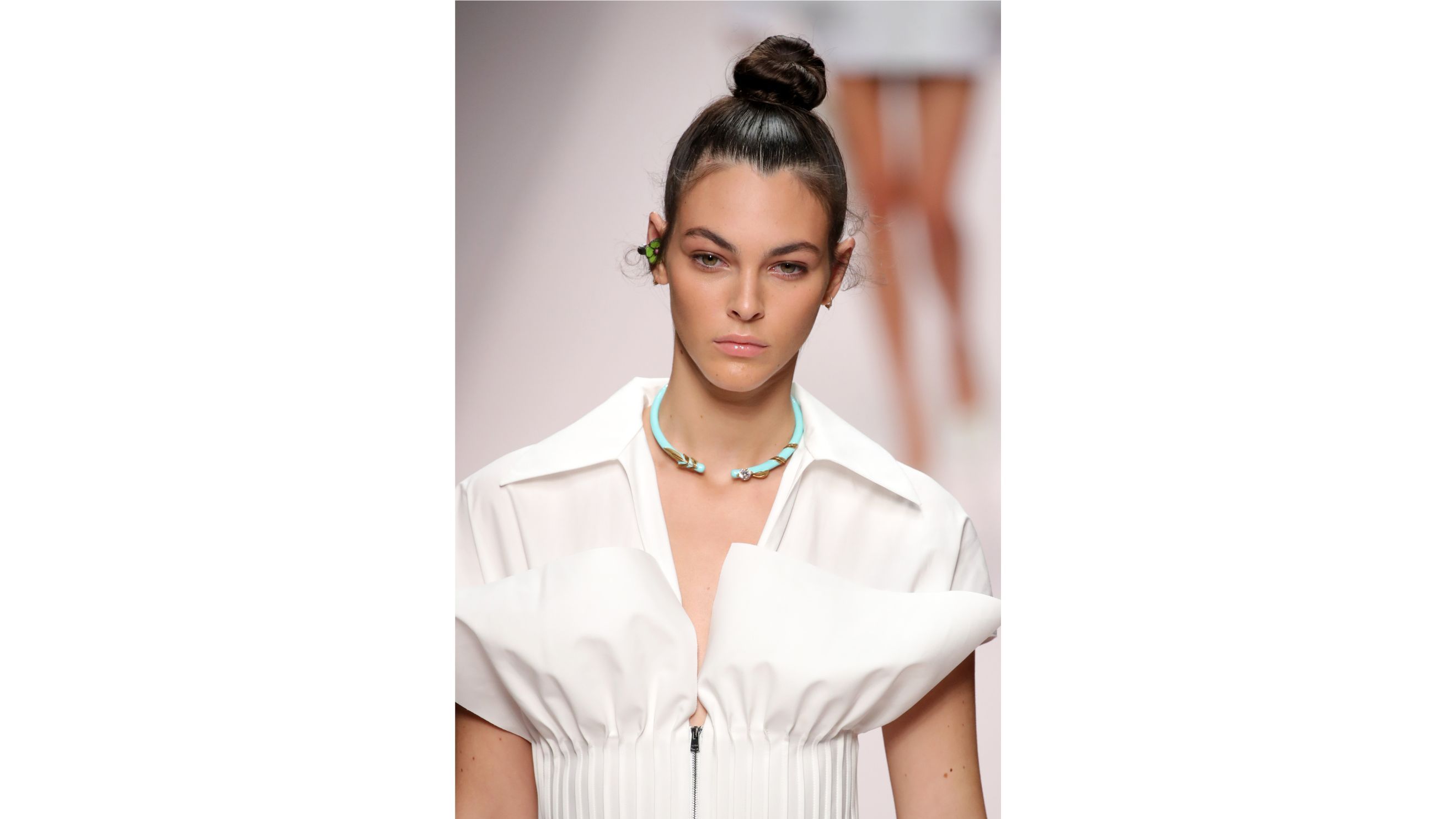 Vittoria Ceretti, dettaglio del look, sfila sulla passerella durante la sfilata di Fendi in occasione della Milano Fashion Week Primavera/Estate 2019, il 20 settembre 2018 a Milano, Italia - Credits: Getty Images