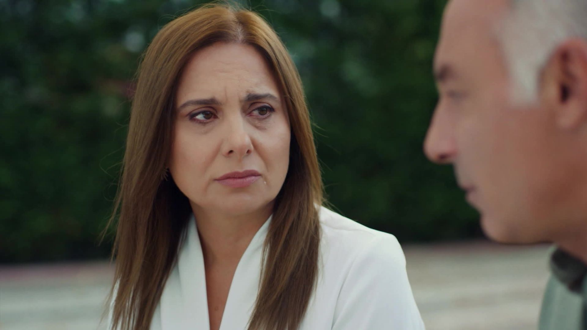 Goncacagül Sunar (Perrin) in una scena di My Sweet Lie