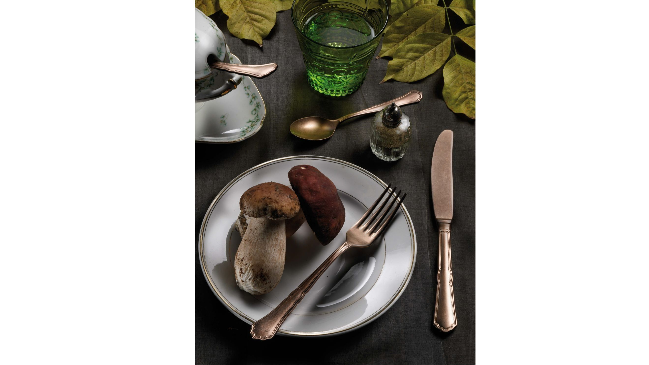 Posate Settecento Alchimique Bronze di Pinto
Courtesy Pinto