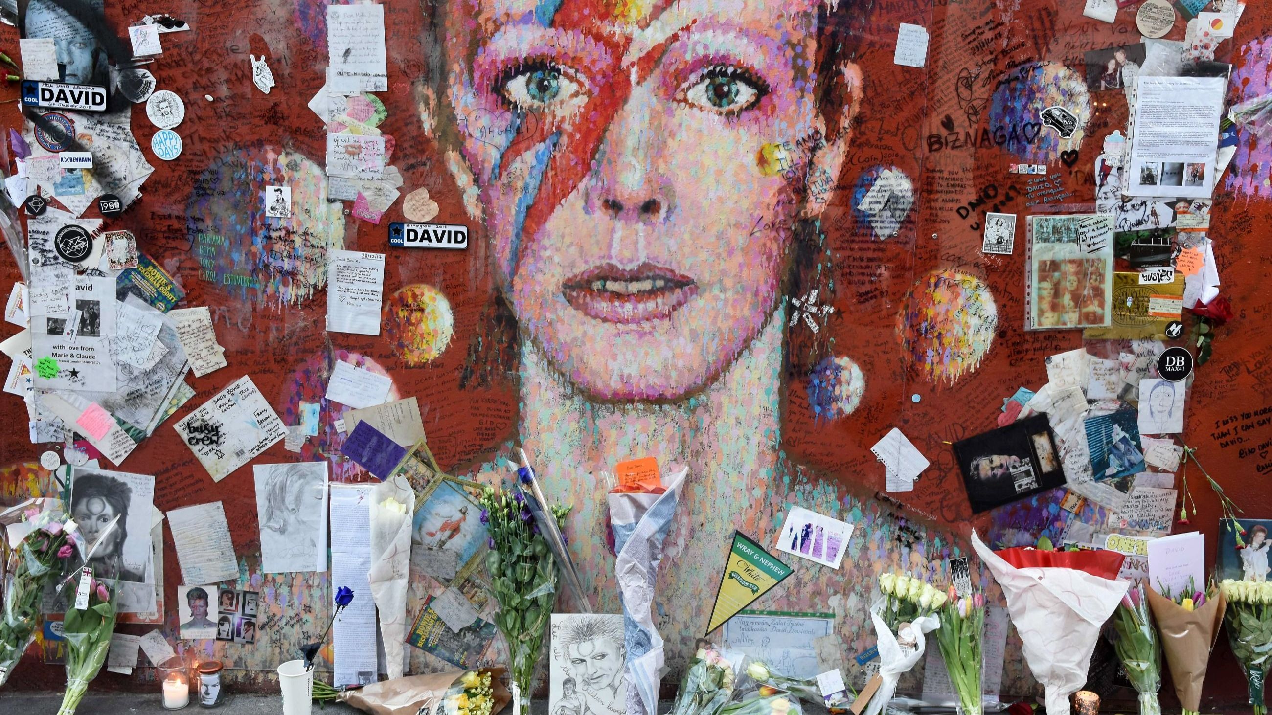 La parete del murale dedicato a David Bowie a Brixton, Londra - Credits Agf