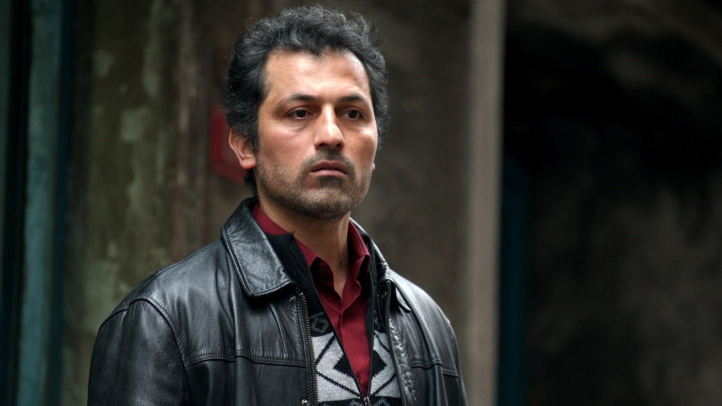 L'attore Feyyaz Duman, che interpreta Arif Kara, in una scena di La forza di una donna