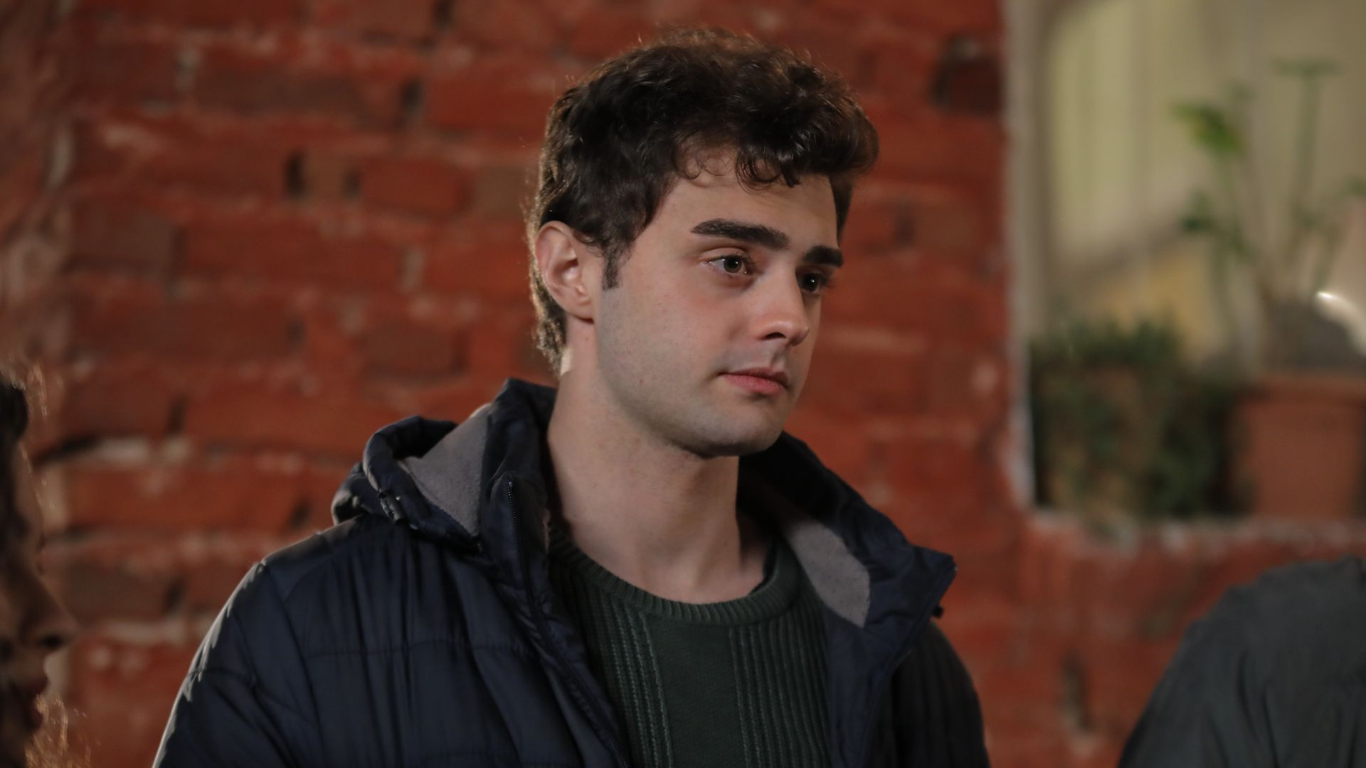 Yigit Kocak (Omer) in una scena di Tutto per la mia famiglia