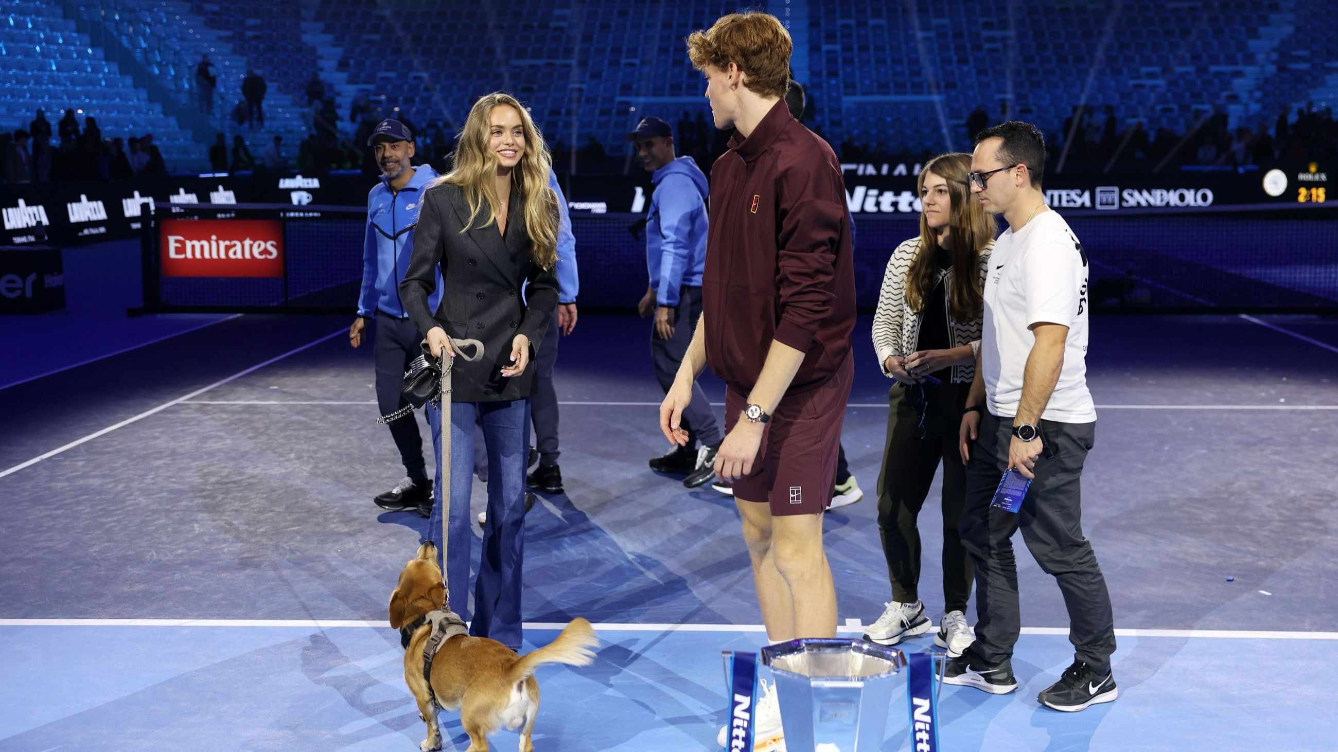 Il vincitore Jannik Sinner dell’Italia reagisce insieme alla partner Laila Hasanovic dopo la finale del singolare maschile contro Carlos Alcaraz di Spagna nell’ottavo giorno delle Nitto ATP Finals 2025 alla Inalpi Arena il 16 novembre 2025 a Torino, Italia - Credits: Getty Images 