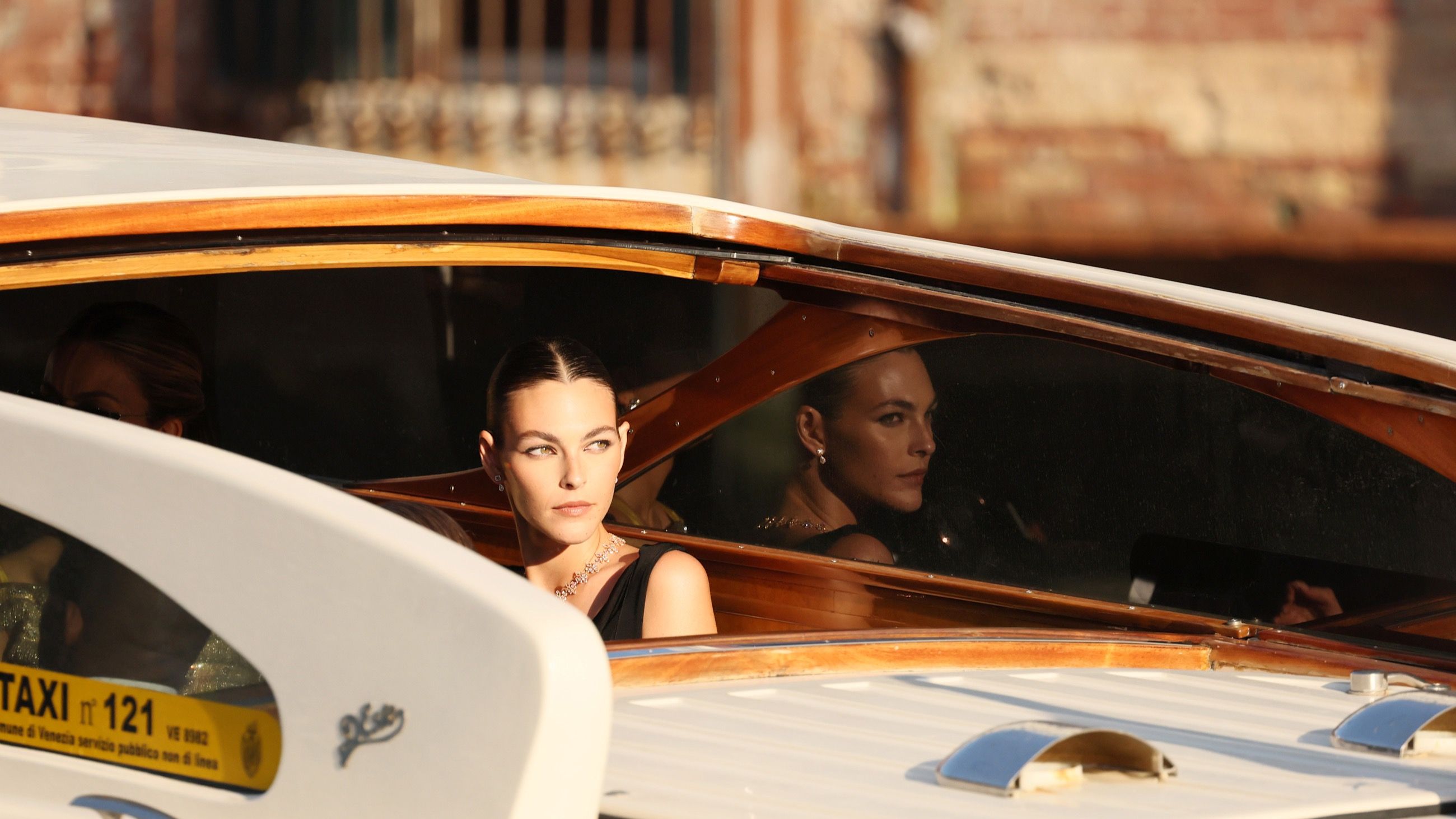 Avvistamento di Vittoria Ceretti al matrimonio di Jeff Bezos e Lauren Sánchez il 27 giugno 2025 a Venezia, Italia - Credits: Getty Images
