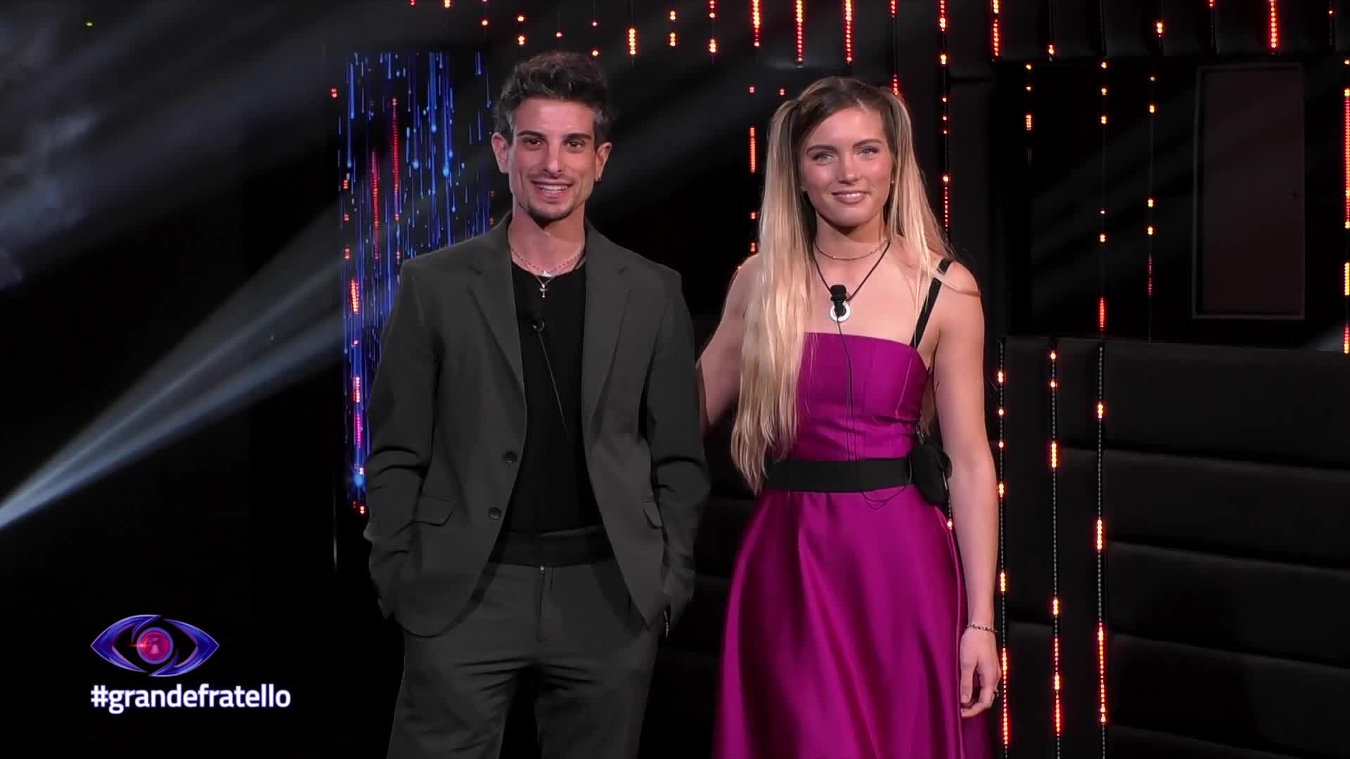 Giuseppe Garibaldi e Anita Olivieri attendono il risultato del televoto