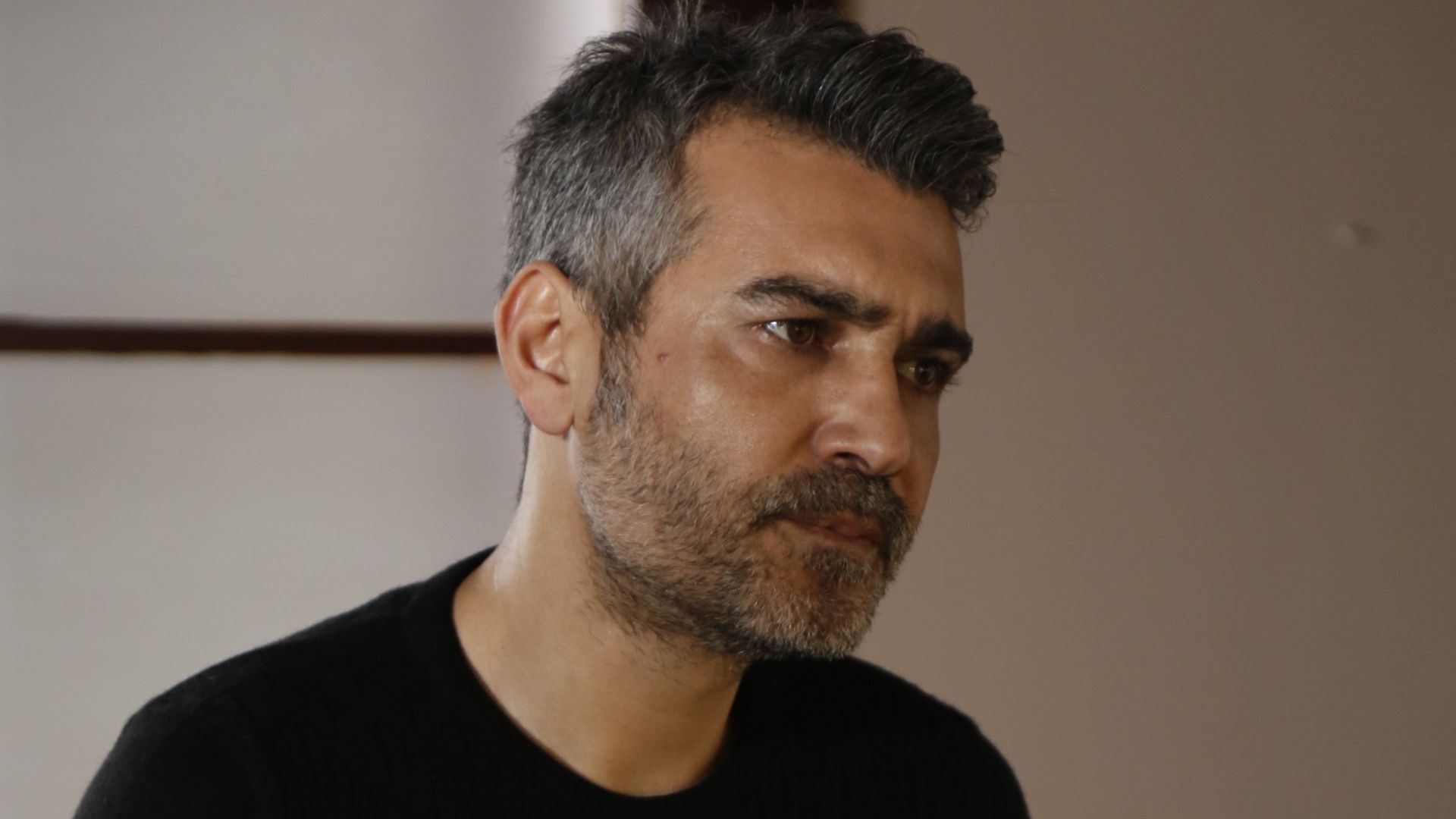 Sarp in una scena de La forza di una donna 2