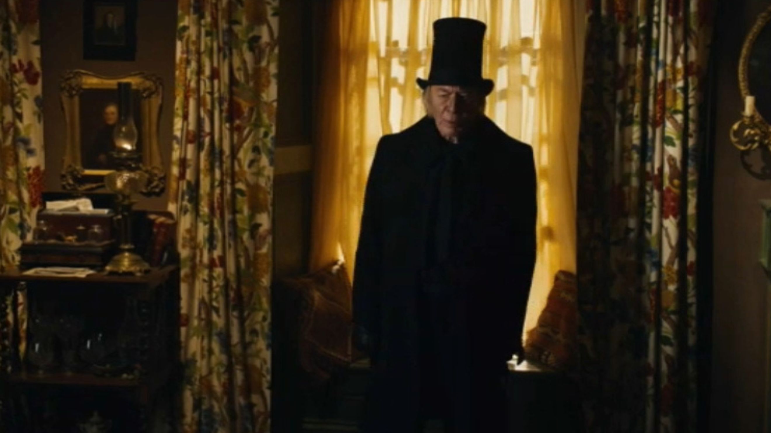 Dal film Dickens – L’uomo che inventò il Natale di Bharat Nalluri, 2017