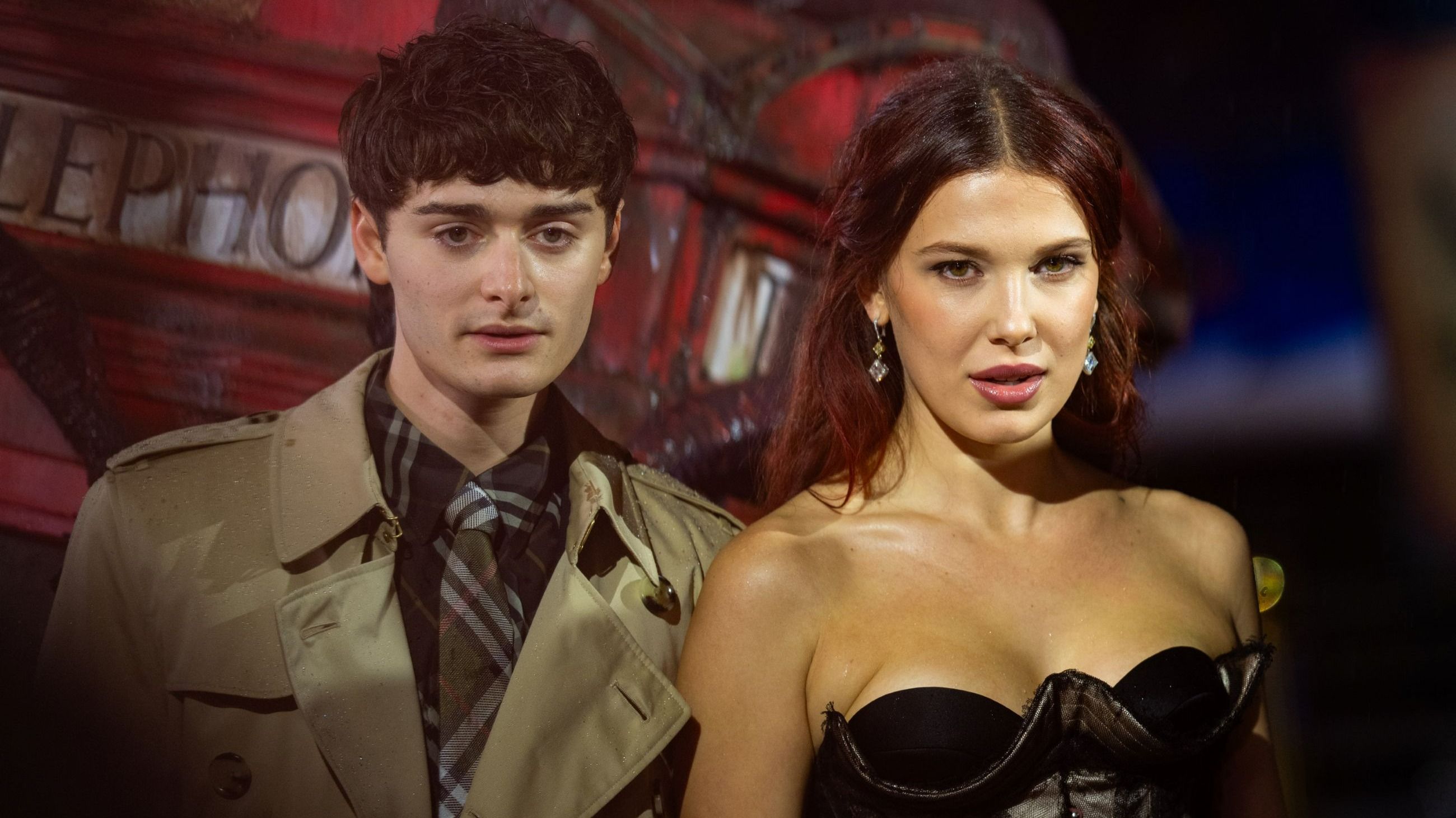 Millie Bobby Brown e Noah Schnapp durante la premiere londinese di "Stranger Things 5" - Credits Getty Images