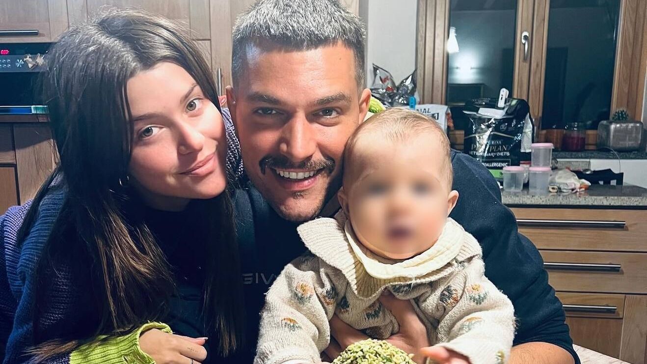 Natalia Paragoni e Andrea Zelletta, la foto per Pasqua