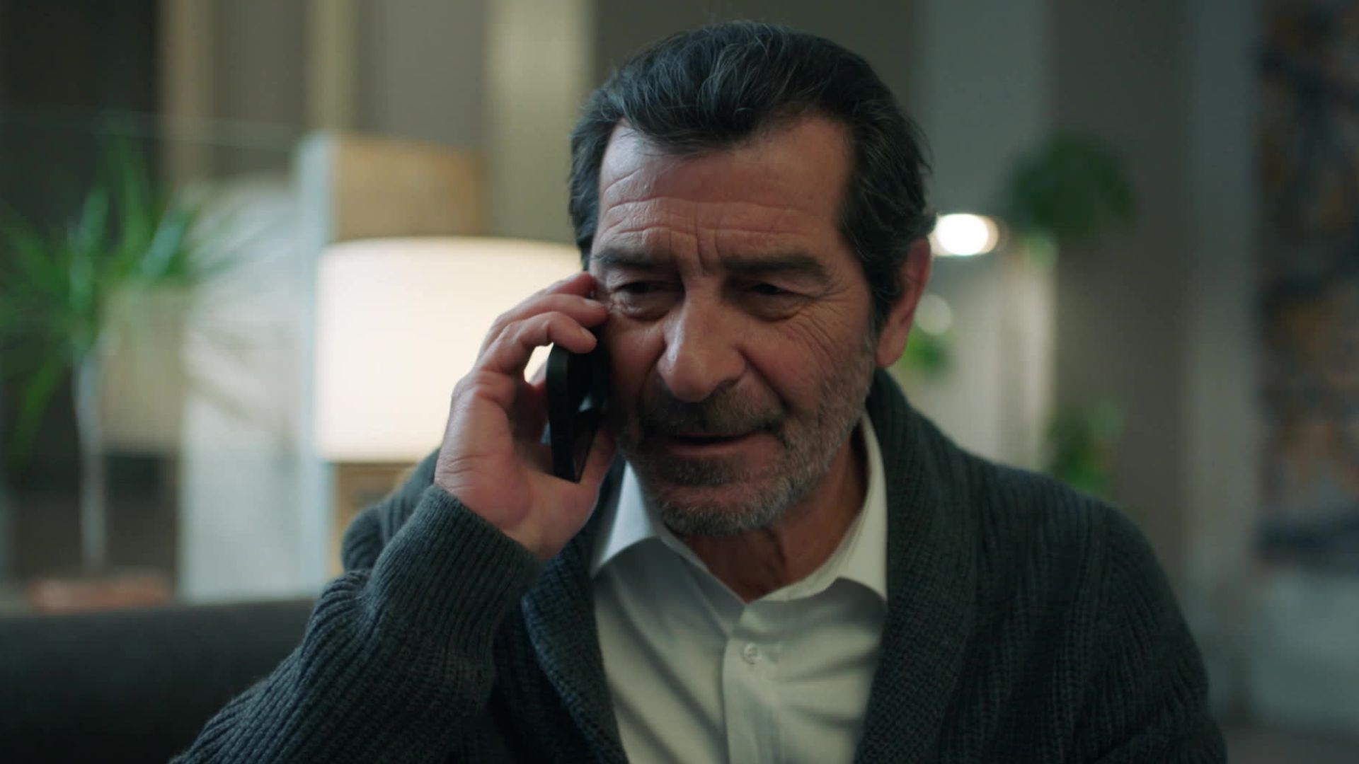 Yekta in una scena di Segreti di famiglia 3