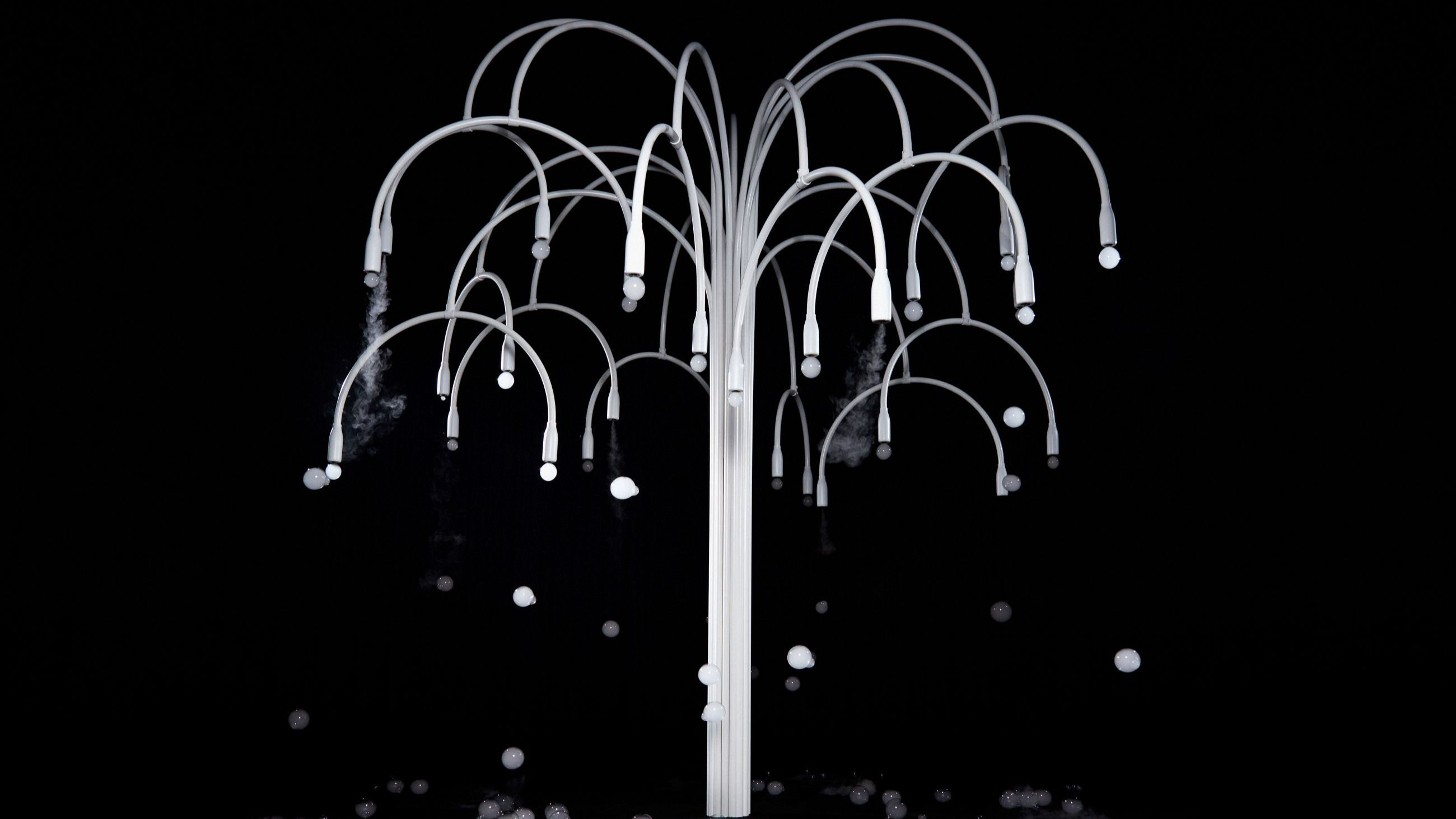 New Spring di A.A. Murakami: un albero futuristico rilascia bolle di nebbia, poesia effimera tra tecnologia e natura - Credits: Balloon Museum