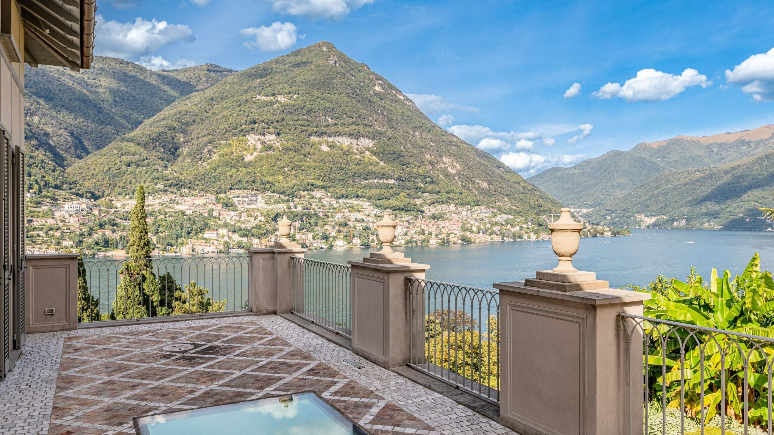 Terrazza panoramica sul Lago di Como a Torno - Crediti Engel & Völkers