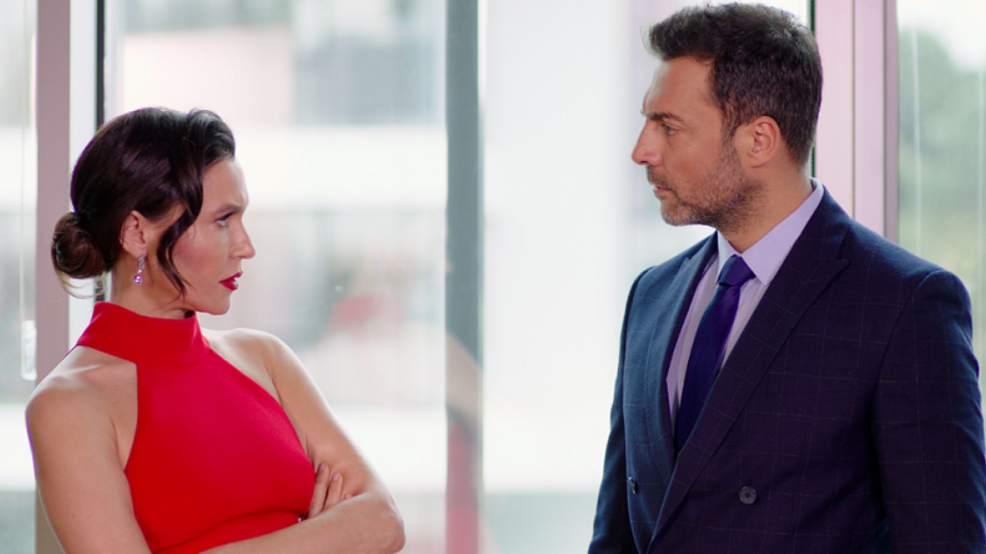 Ender e Kaya in una scena di Forbidden Fruit 2