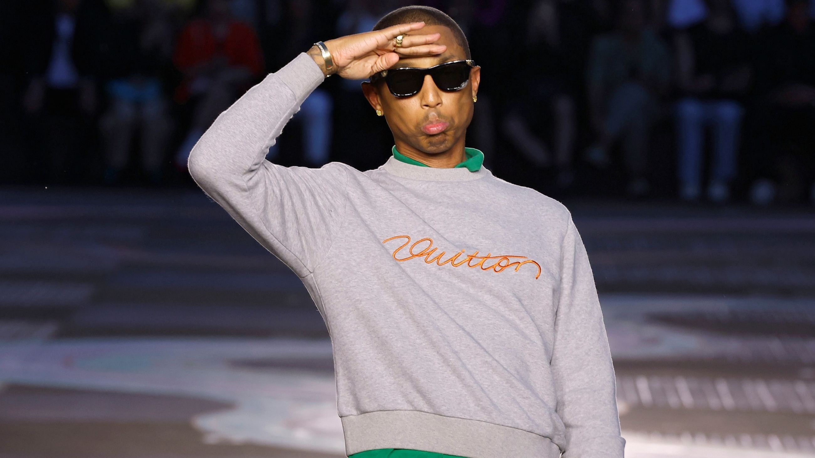 Lo stilista Pharrell Williams alla sfilata Louis Vuitton Uomo Primavera/Estate 2026, nell’ambito della Paris Fashion Week 2025 - Credits: Getty Images